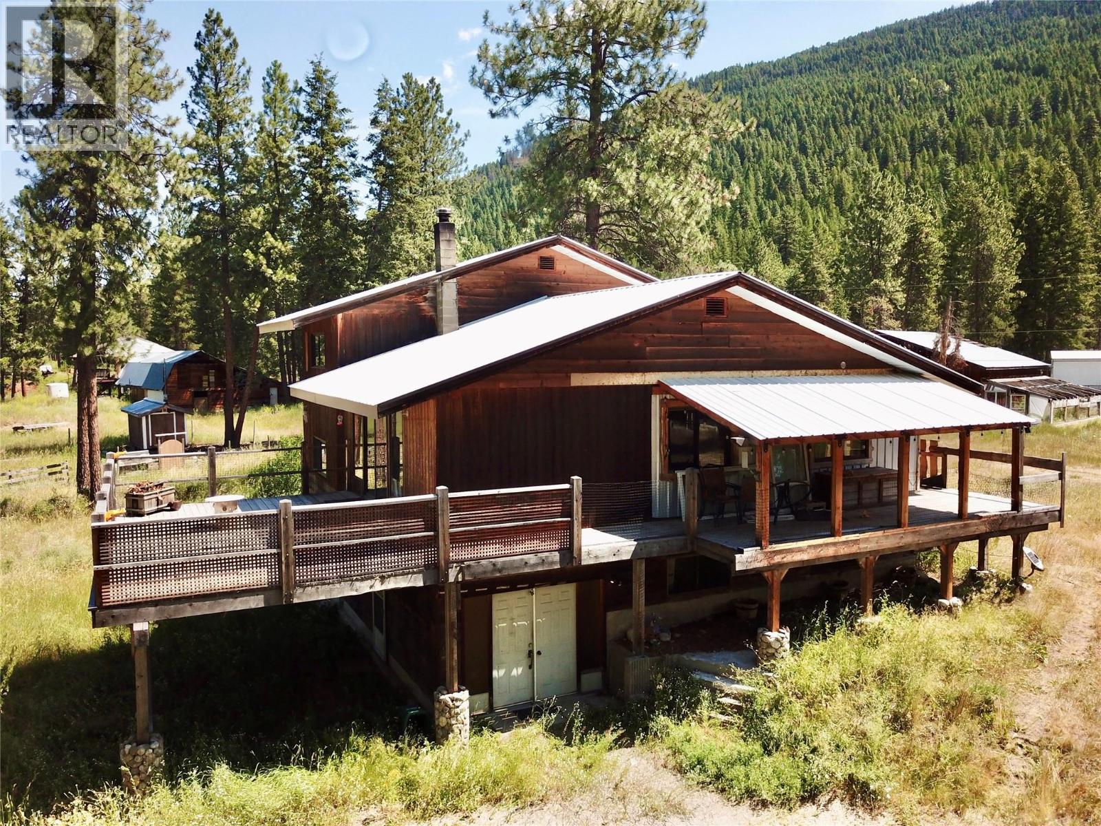 29 Haggen Road, Beaverdell, British Columbia  V0H 1A0 - Photo 1 - 10395210