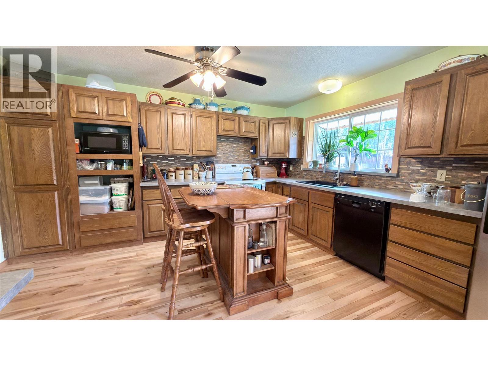29 Haggen Road, Beaverdell, British Columbia  V0H 1A0 - Photo 19 - 10395210