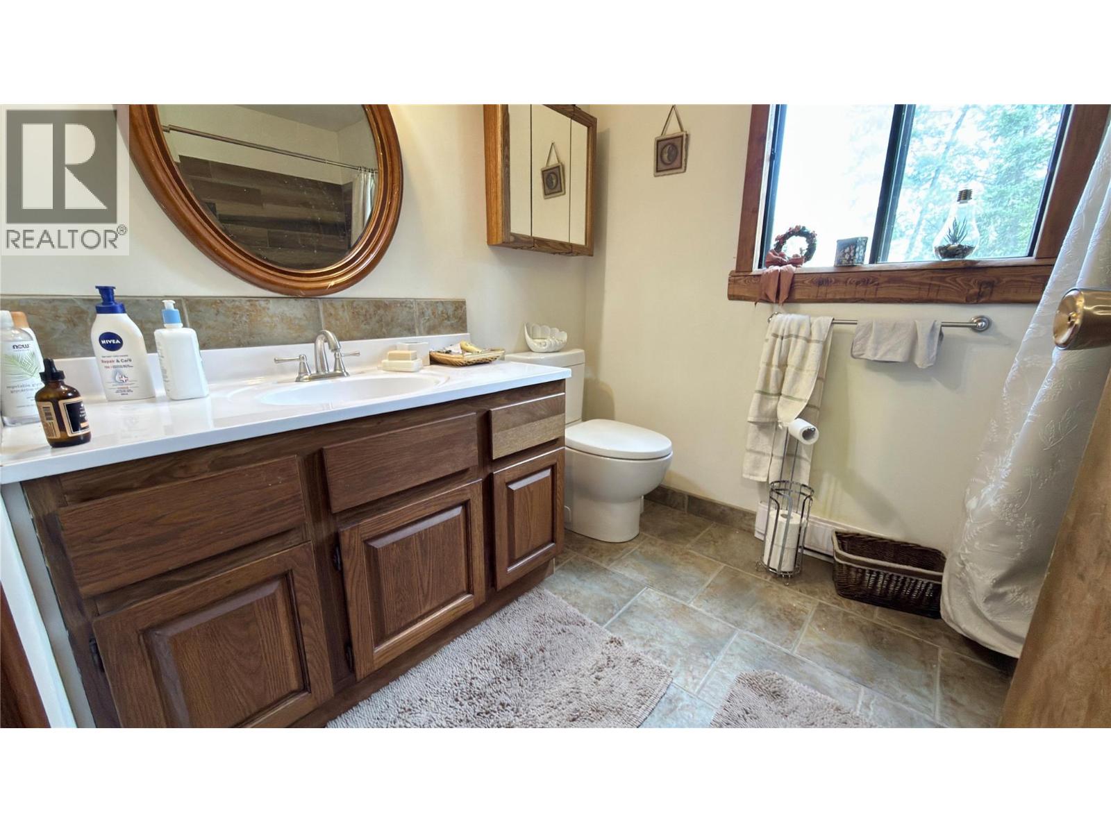 29 Haggen Road, Beaverdell, British Columbia  V0H 1A0 - Photo 32 - 10395210
