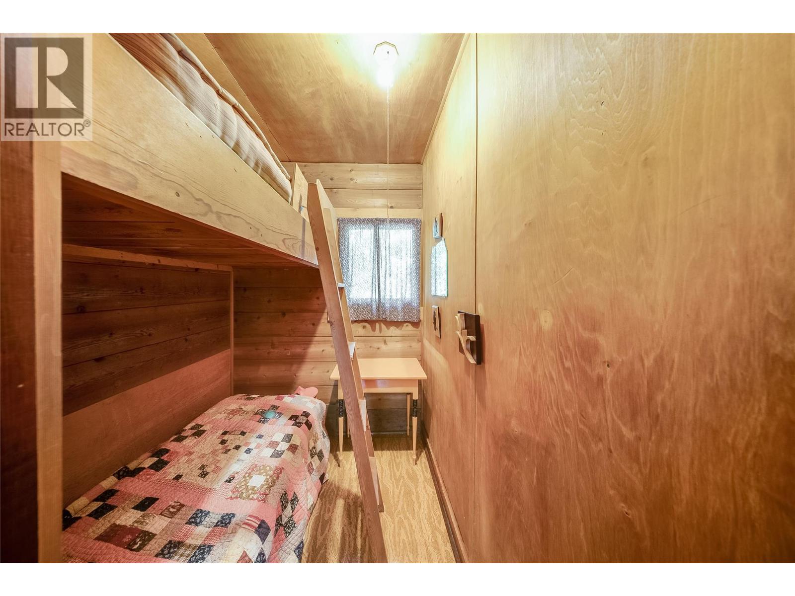 3824 Broadwater Road, Castlegar, British Columbia  V0G 1X0 - Photo 24 - 10394932