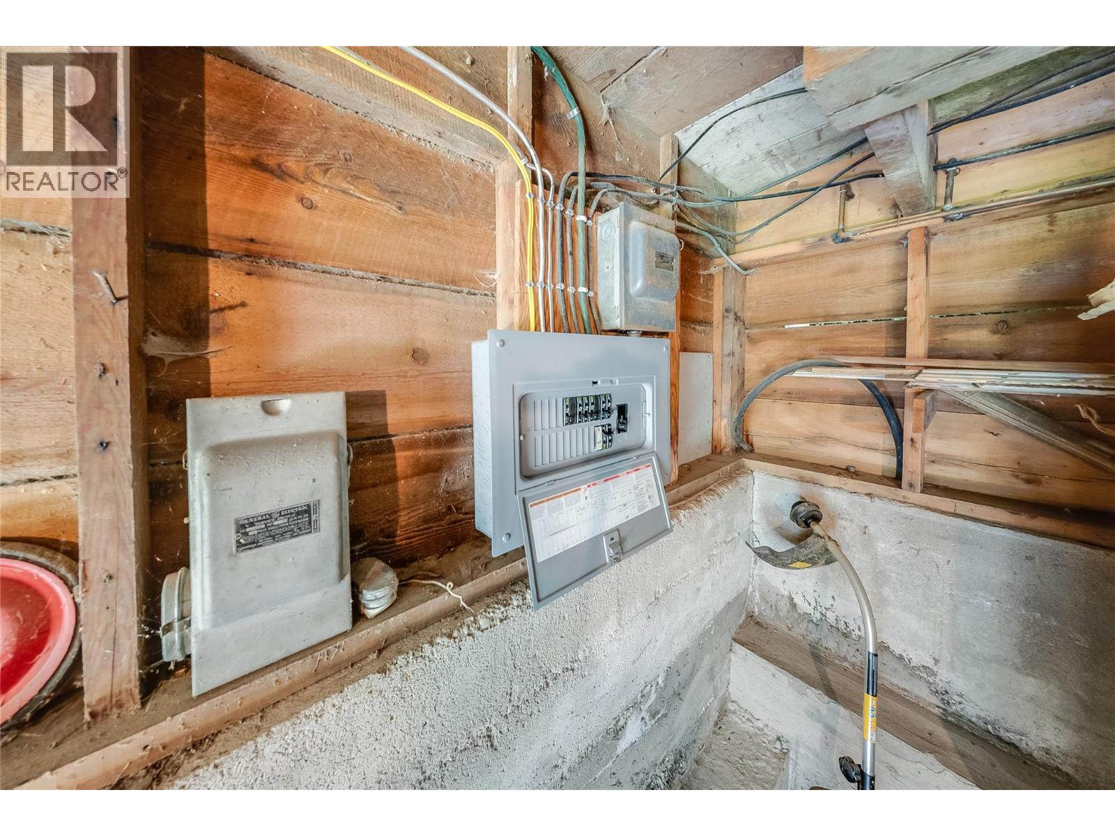 3824 Broadwater Road, Castlegar, British Columbia  V0G 1X0 - Photo 31 - 10394932