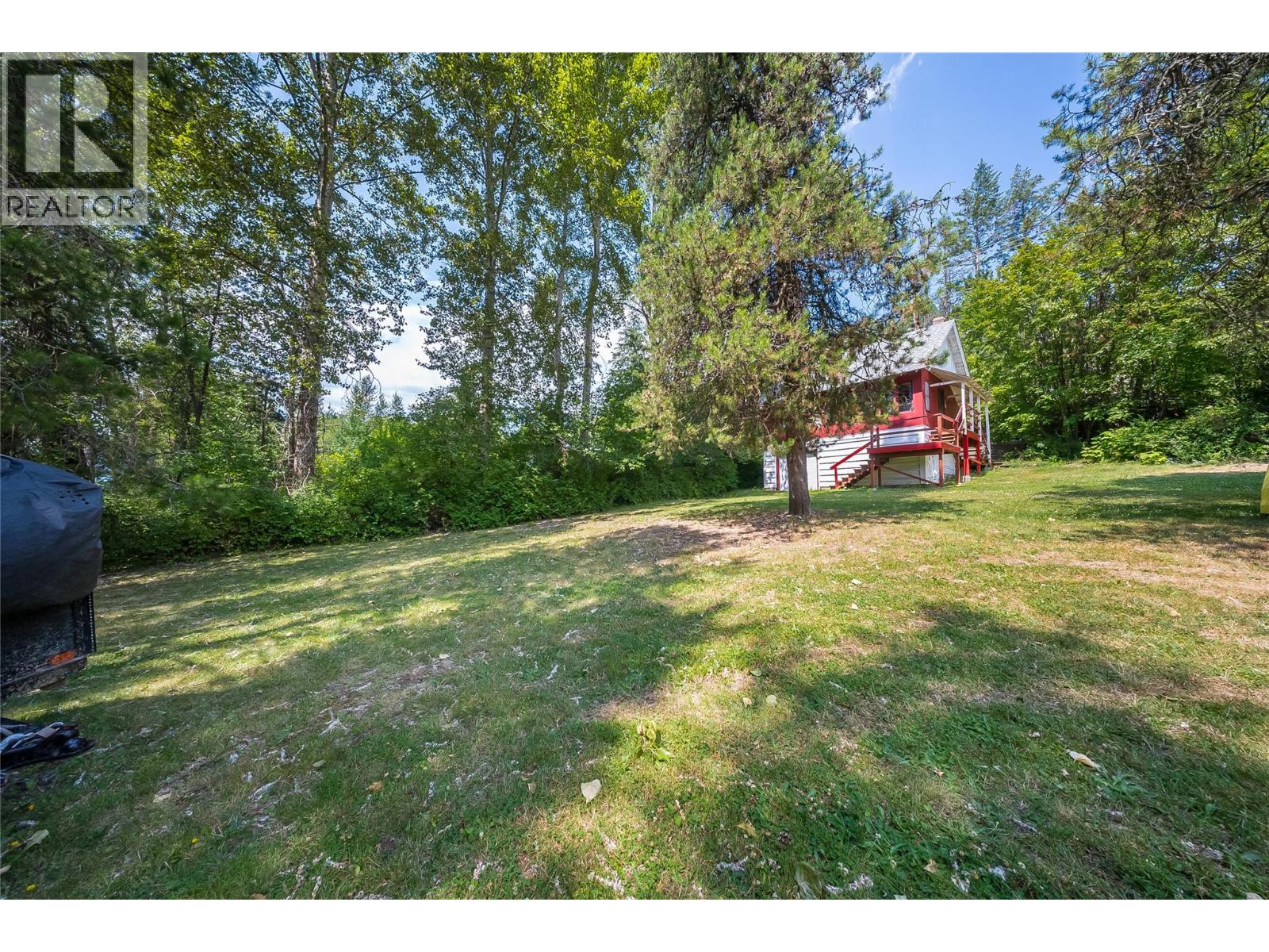3824 Broadwater Road, Castlegar, British Columbia  V0G 1X0 - Photo 36 - 10394932