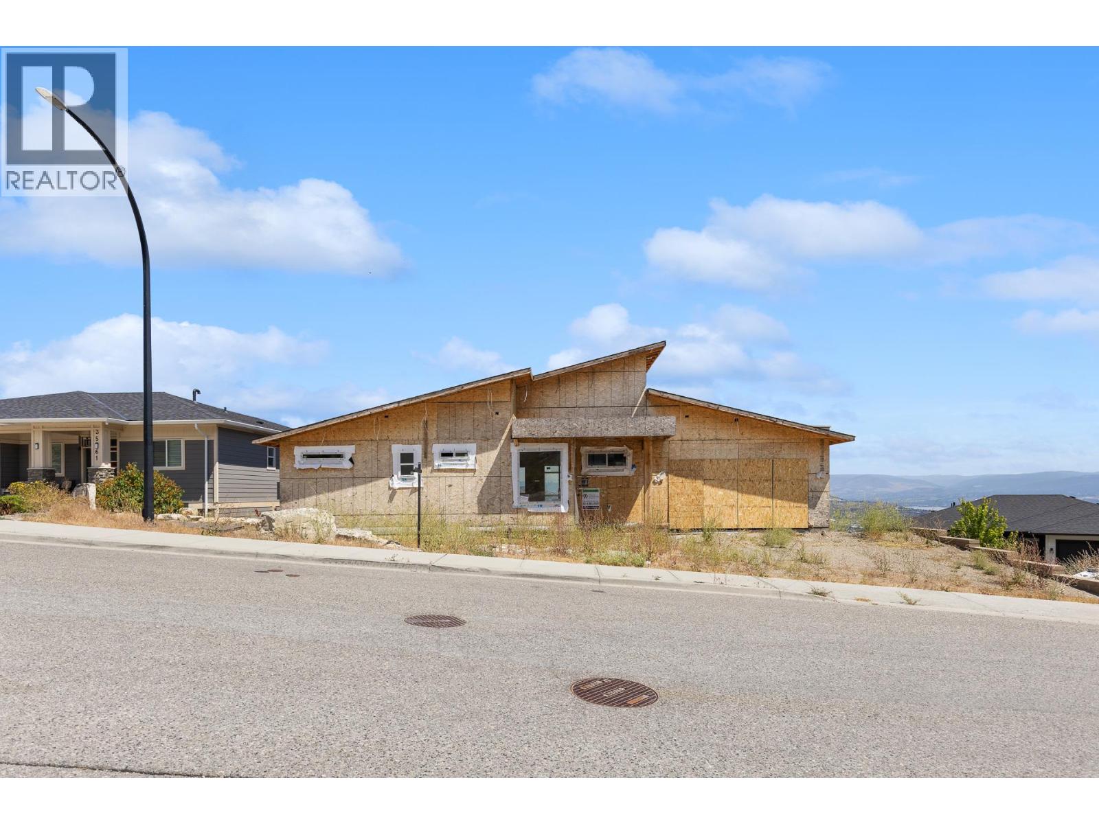 3563 Goldie Way, West Kelowna, British Columbia  V4T 1A3 - Photo 4 - 10394706