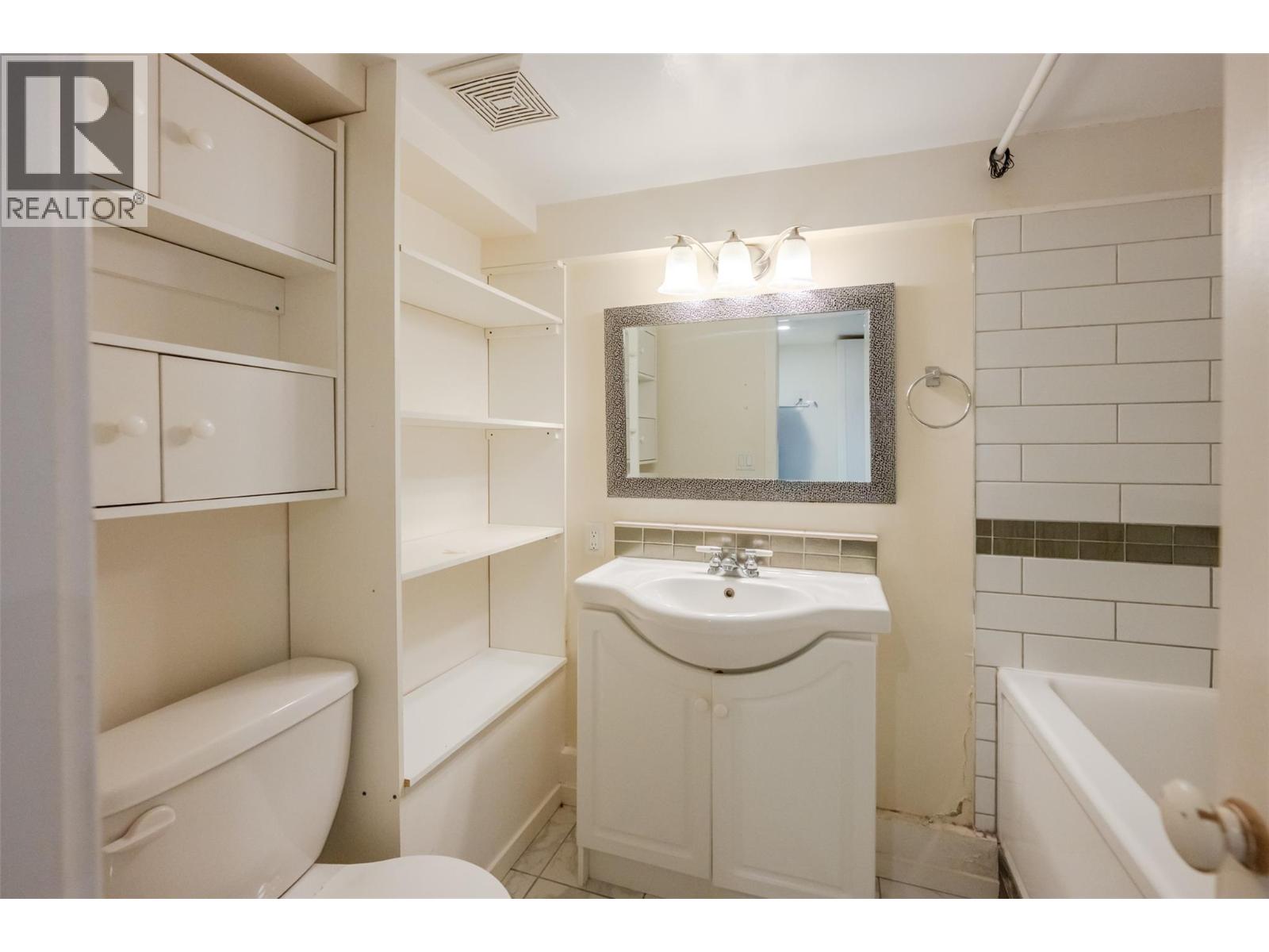 6430 Spartan Street, Oliver, British Columbia  V0H 1T0 - Photo 38 - 10394910
