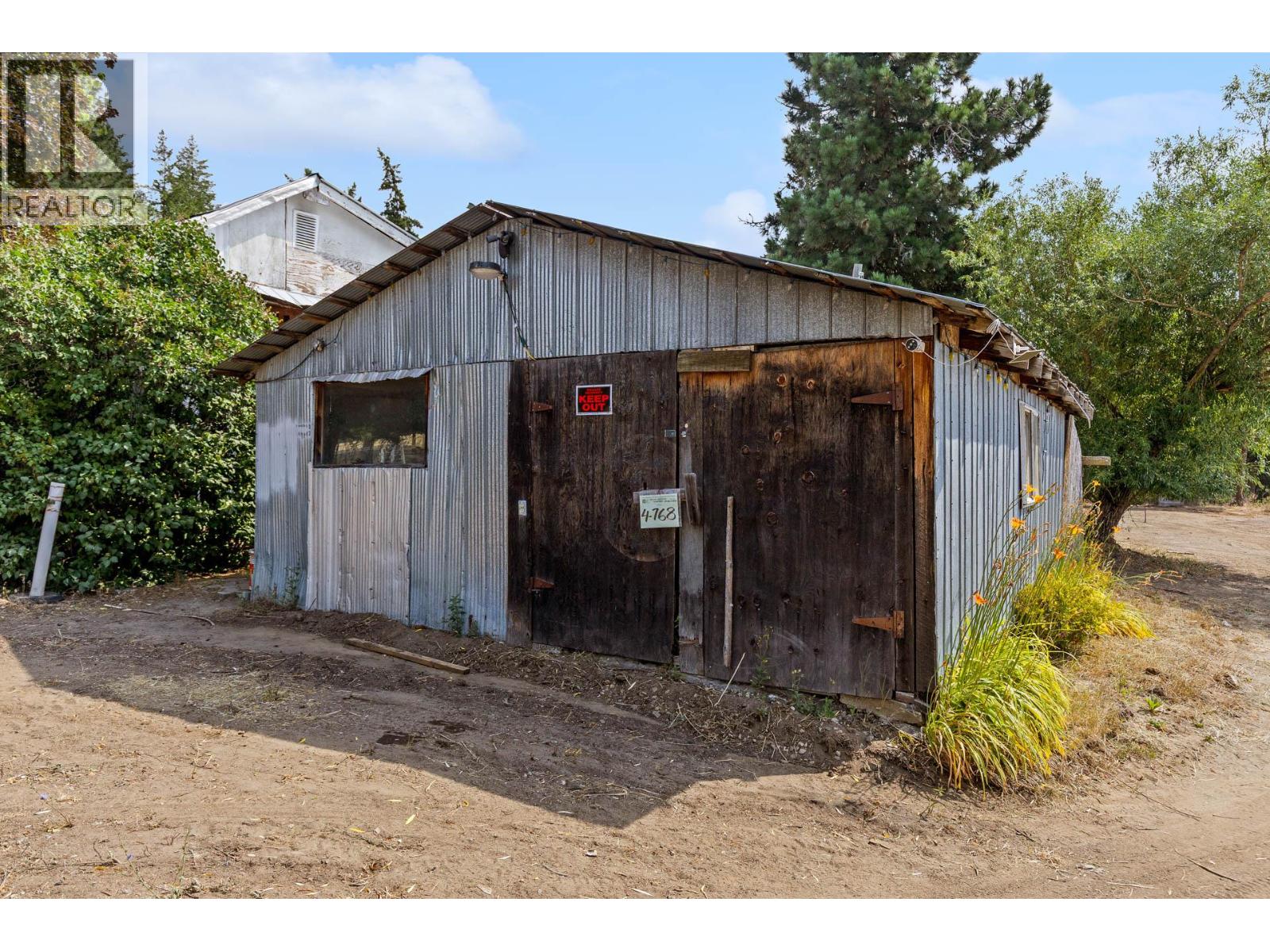 4768 Schubert Road, Spallumcheen, British Columbia  V4Y 1A2 - Photo 12 - 10395243