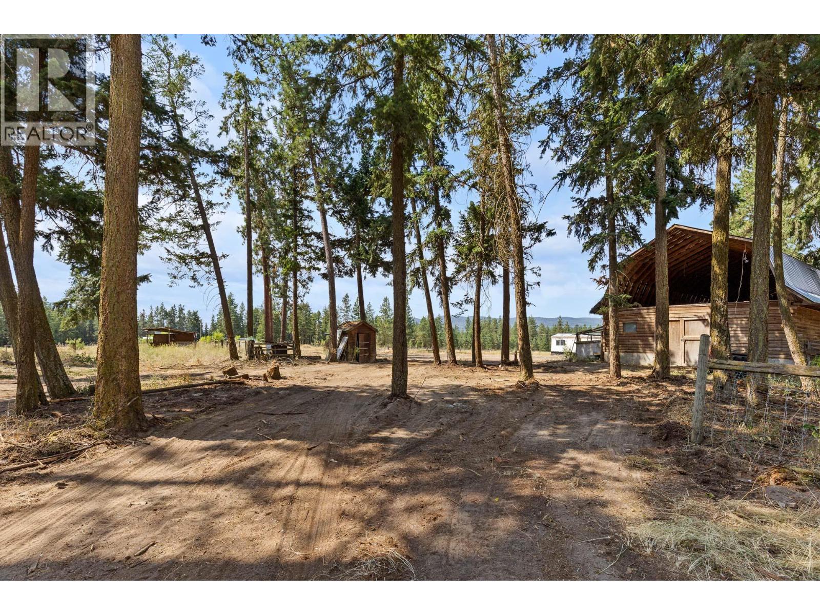 4768 Schubert Road, Spallumcheen, British Columbia  V4Y 1A2 - Photo 18 - 10395243
