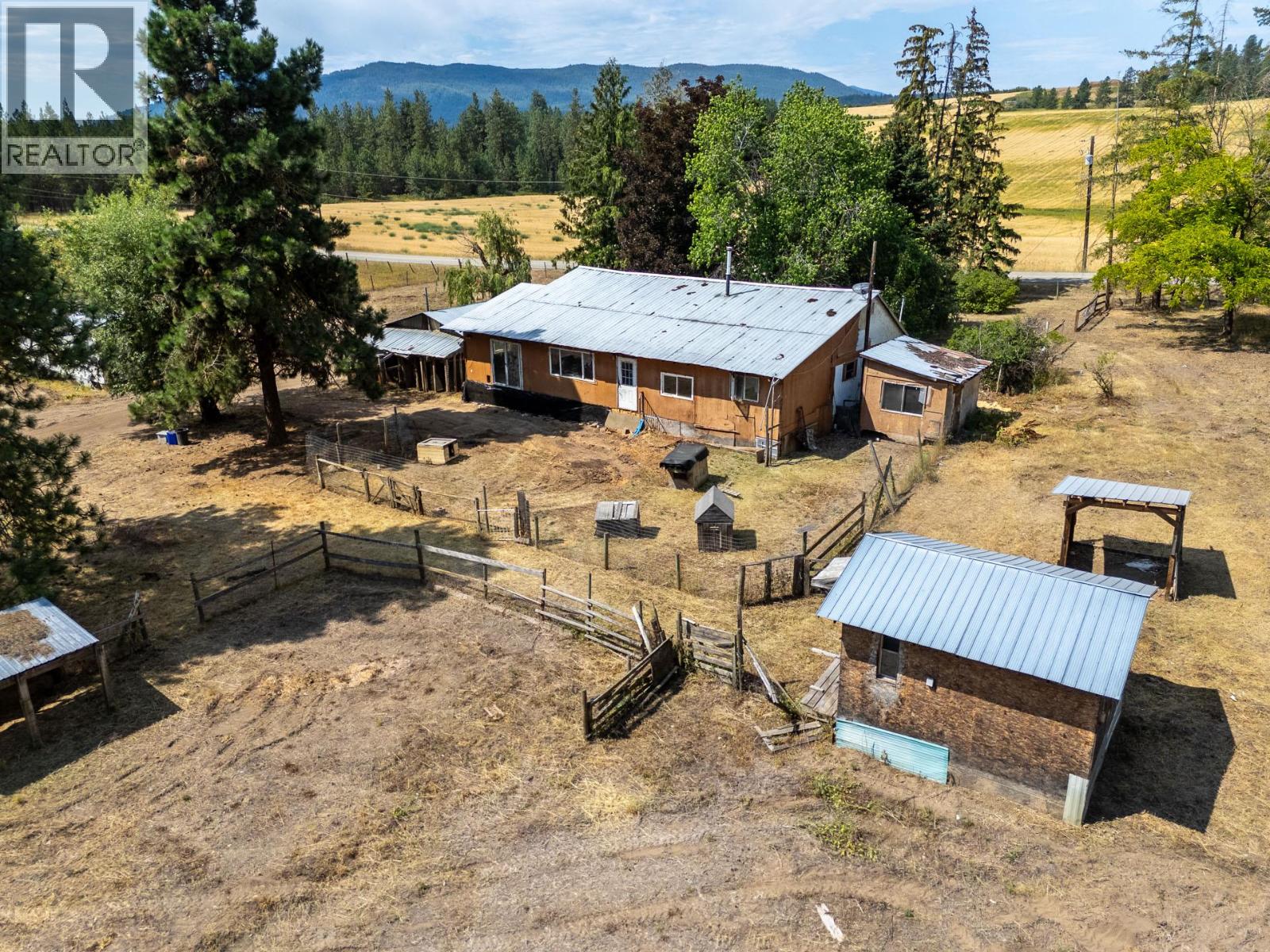 4768 Schubert Road, Spallumcheen, British Columbia  V4Y 1A2 - Photo 20 - 10395243