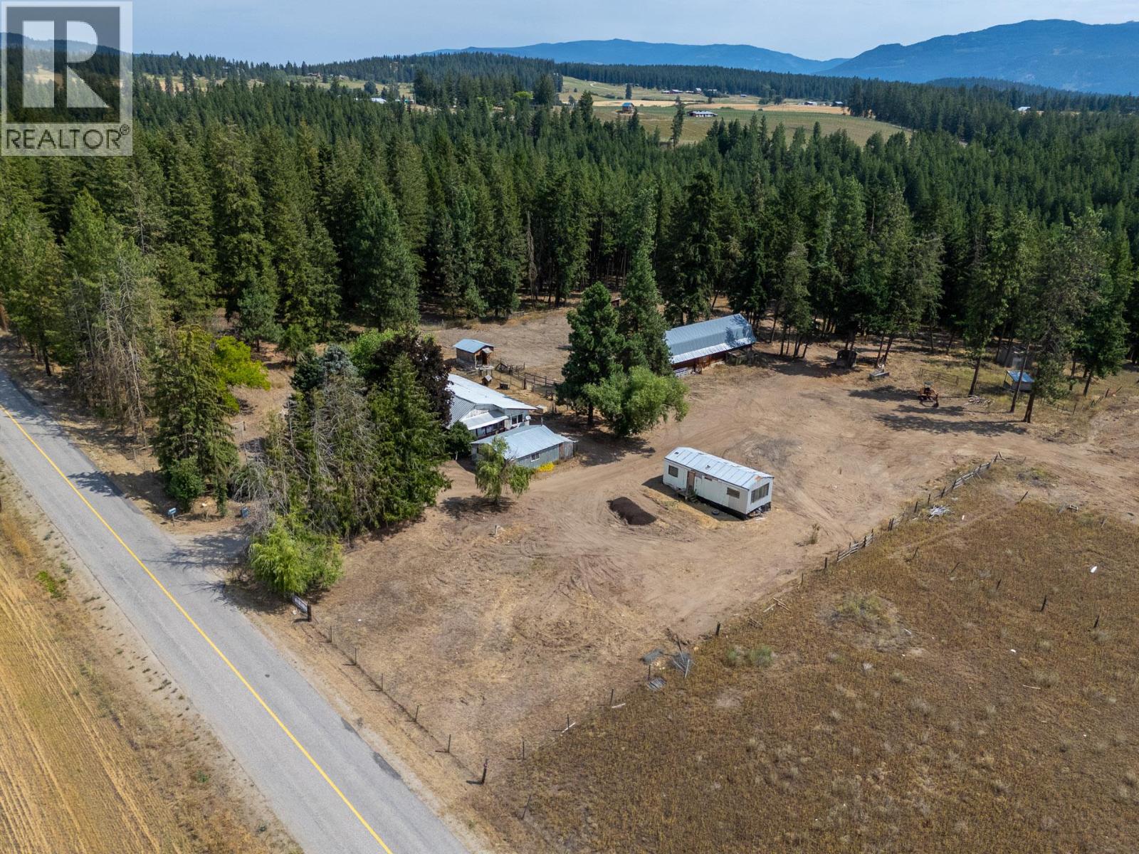 4768 Schubert Road, Spallumcheen, British Columbia  V4Y 1A2 - Photo 23 - 10395243