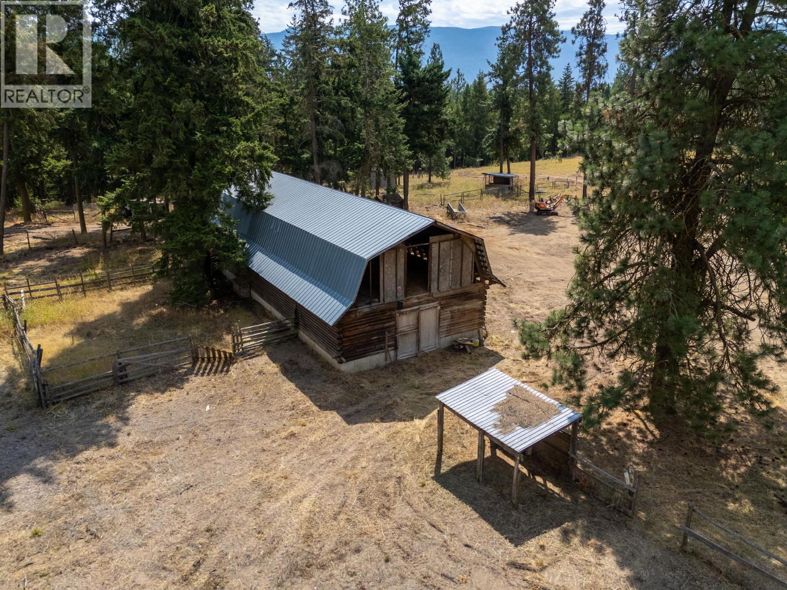 4768 Schubert Road, Spallumcheen, British Columbia  V4Y 1A2 - Photo 5 - 10395243
