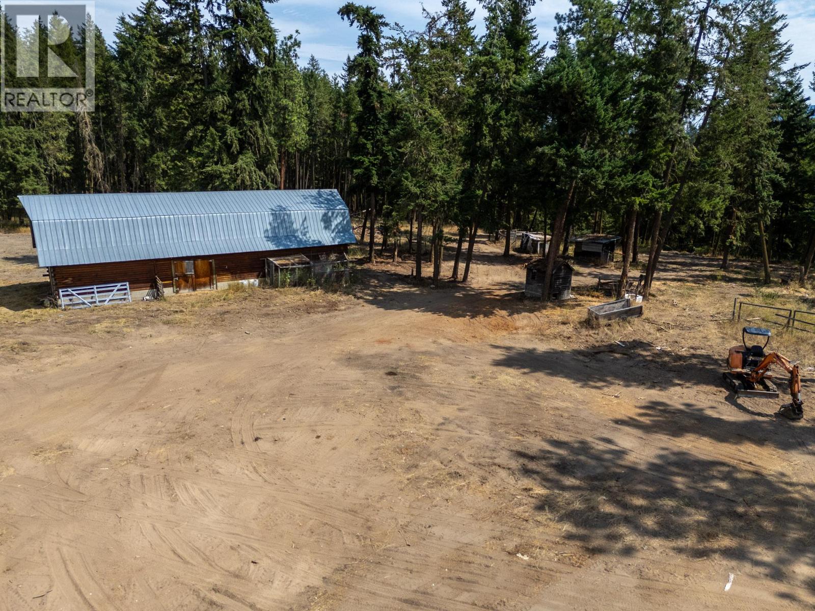4768 Schubert Road, Spallumcheen, British Columbia  V4Y 1A2 - Photo 7 - 10395243