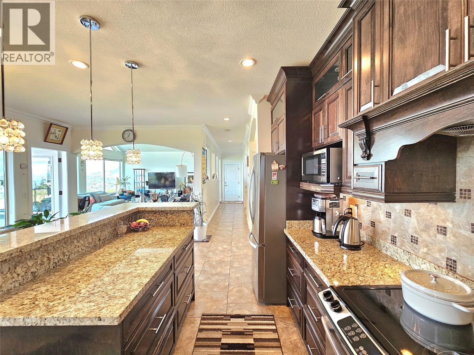 1494 Montenegro Drive, Kelowna, British Columbia  V1P 1R3 - Photo 17 - 10395227