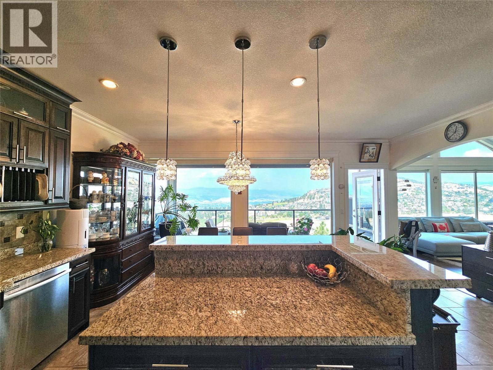 1494 Montenegro Drive, Kelowna, British Columbia  V1P 1R3 - Photo 18 - 10395227