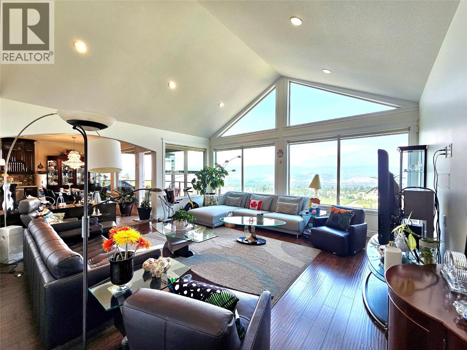 1494 Montenegro Drive, Kelowna, British Columbia  V1P 1R3 - Photo 4 - 10395227