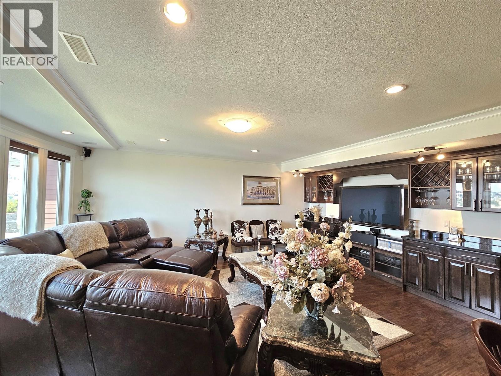 1494 Montenegro Drive, Kelowna, British Columbia  V1P 1R3 - Photo 41 - 10395227