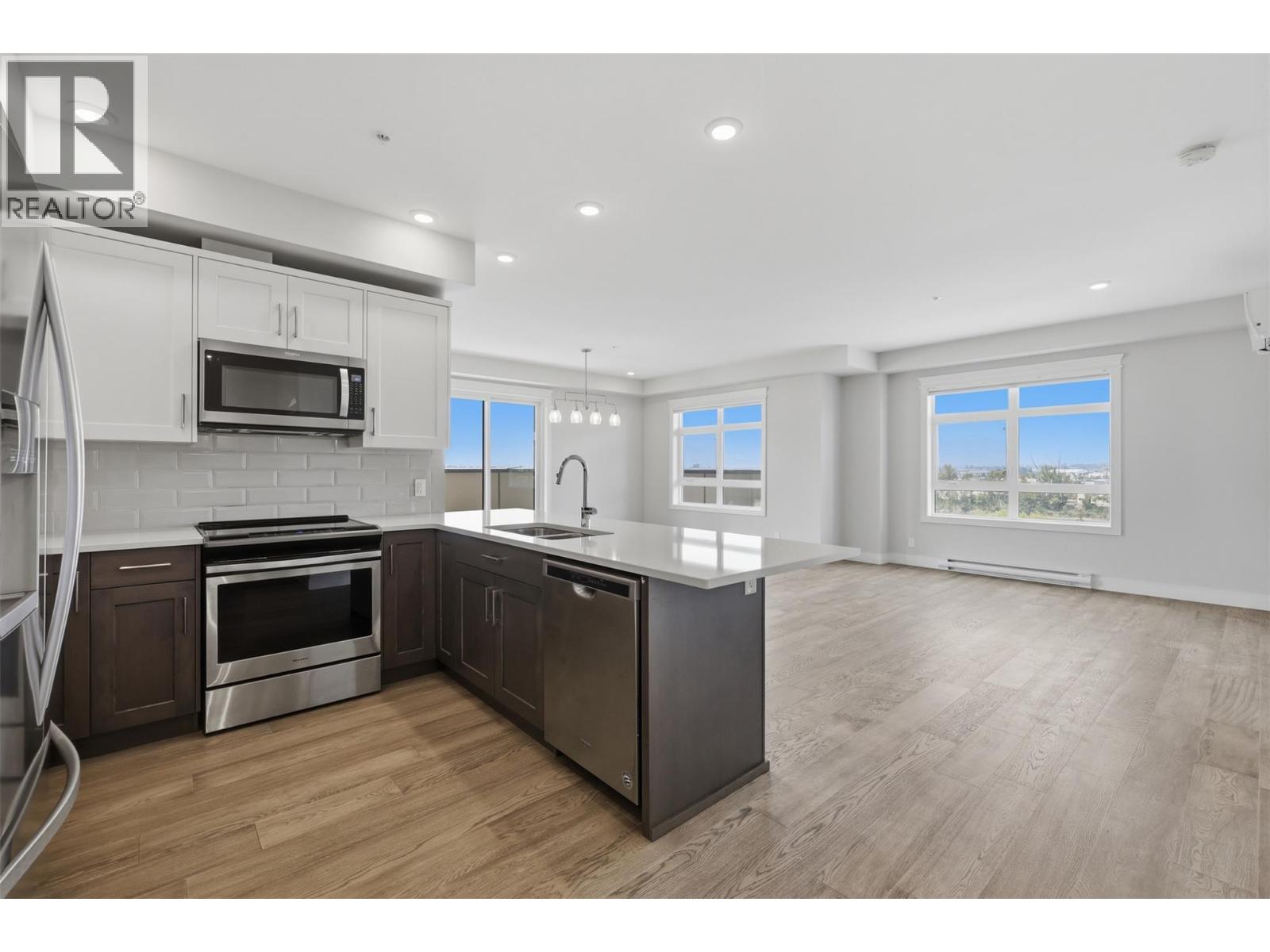 568 Lorne Street Unit# 401, Kamloops, British Columbia  V2C 1W3 - Photo 3 - 10395145
