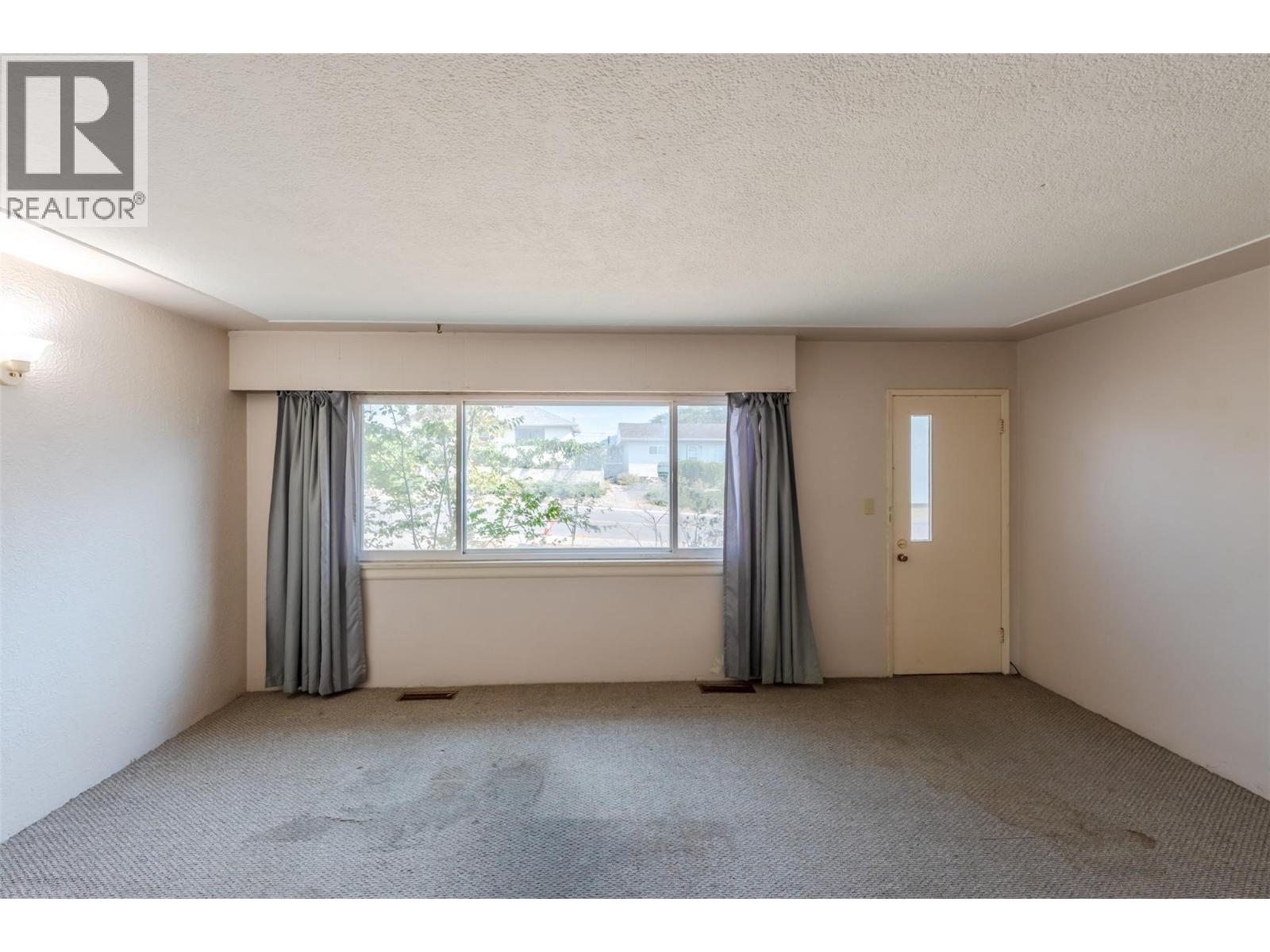8903 74th Avenue, Osoyoos, British Columbia  V0H 1V0 - Photo 13 - 10395025
