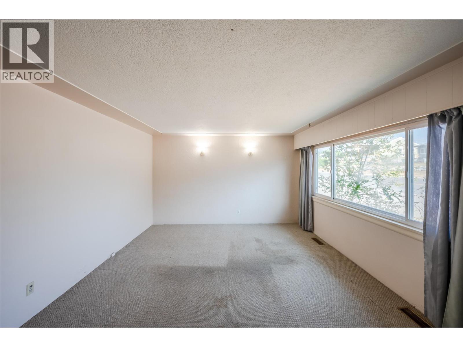 8903 74th Avenue, Osoyoos, British Columbia  V0H 1V0 - Photo 14 - 10395025