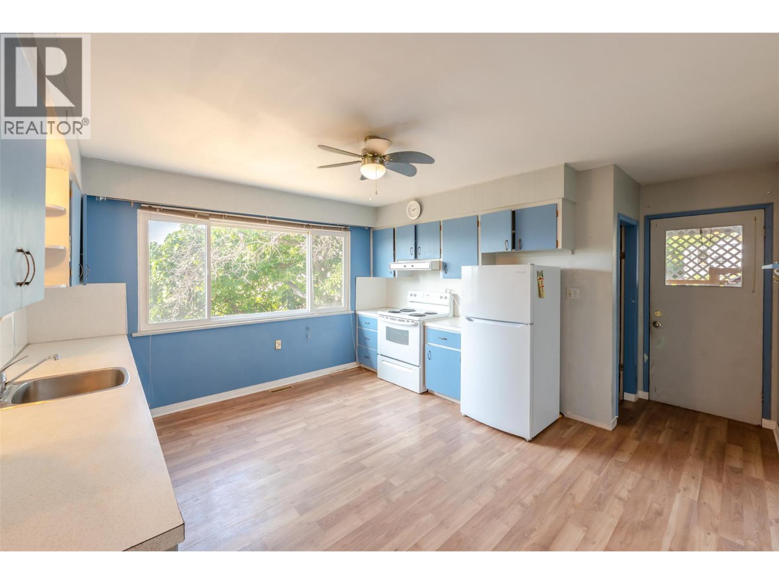 8903 74th Avenue, Osoyoos, British Columbia  V0H 1V0 - Photo 5 - 10395025