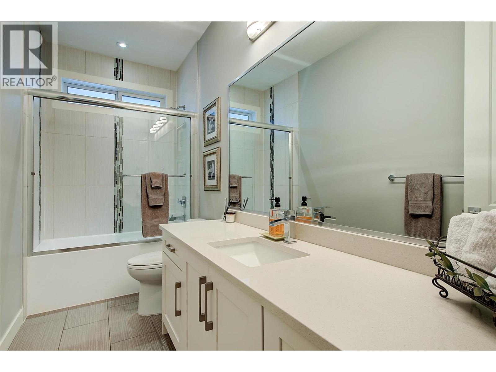 361 Chardonnay Avenue, Oliver, British Columbia  V0H 1T4 - Photo 39 - 10395238