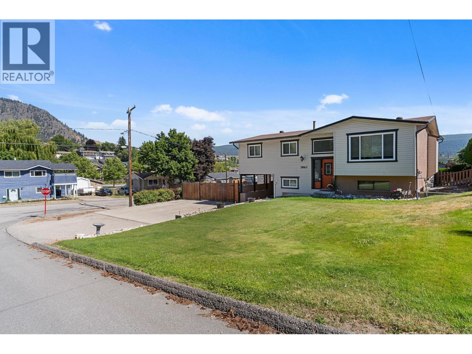 1863 Cathy Avenue, Kelowna, British Columbia  V1P 1L4 - Photo 2 - 10395310