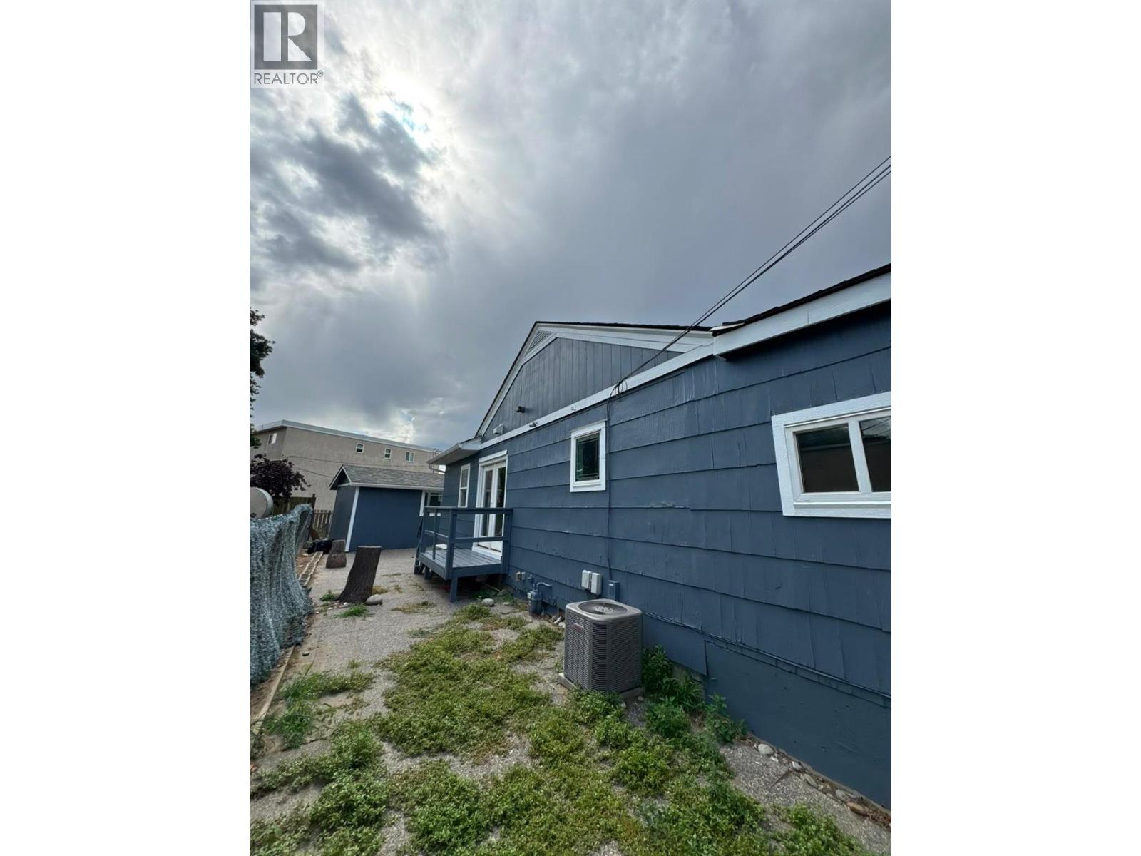 121 Willow Street, Kamloops, British Columbia  V2B 4C6 - Photo 2 - 10395277