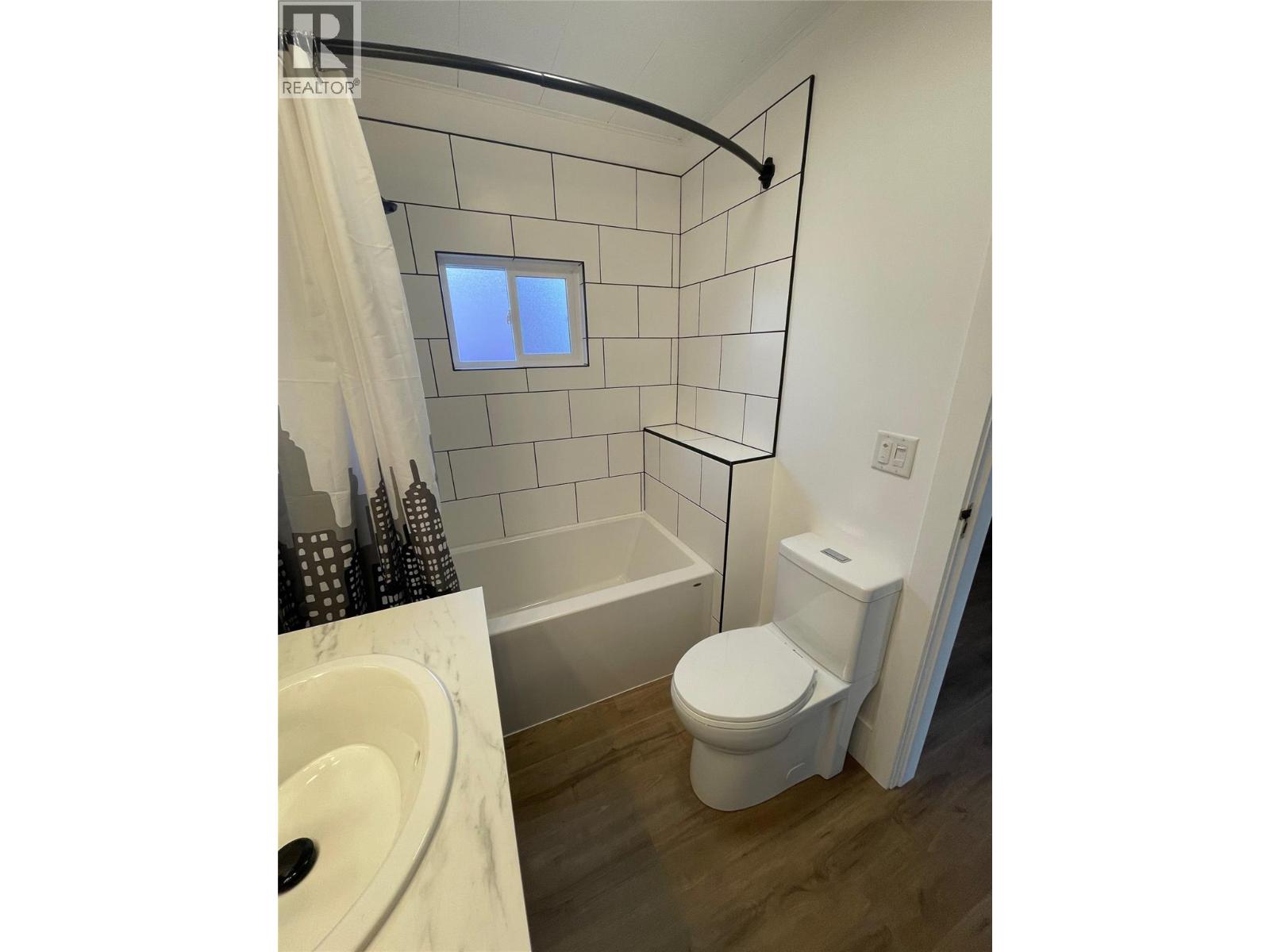 6454 Kootenay Street, Oliver, British Columbia  V0H 1T0 - Photo 14 - 10395133