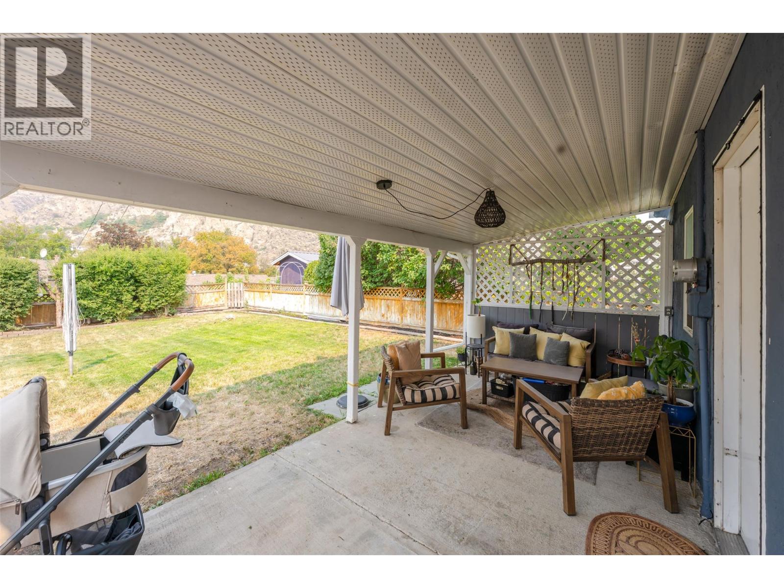 6454 Kootenay Street, Oliver, British Columbia  V0H 1T0 - Photo 30 - 10395133