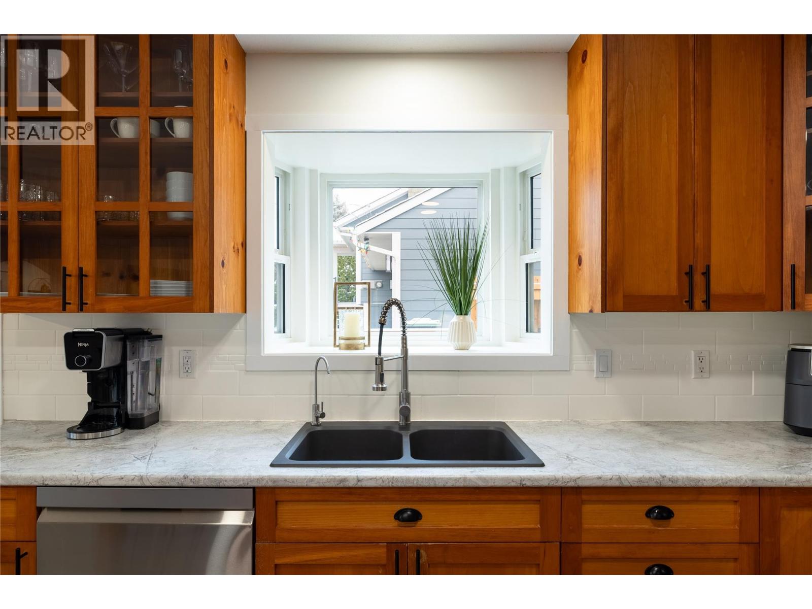5301 Spalding Road, Vernon, British Columbia  V1B 3K5 - Photo 11 - 10394017