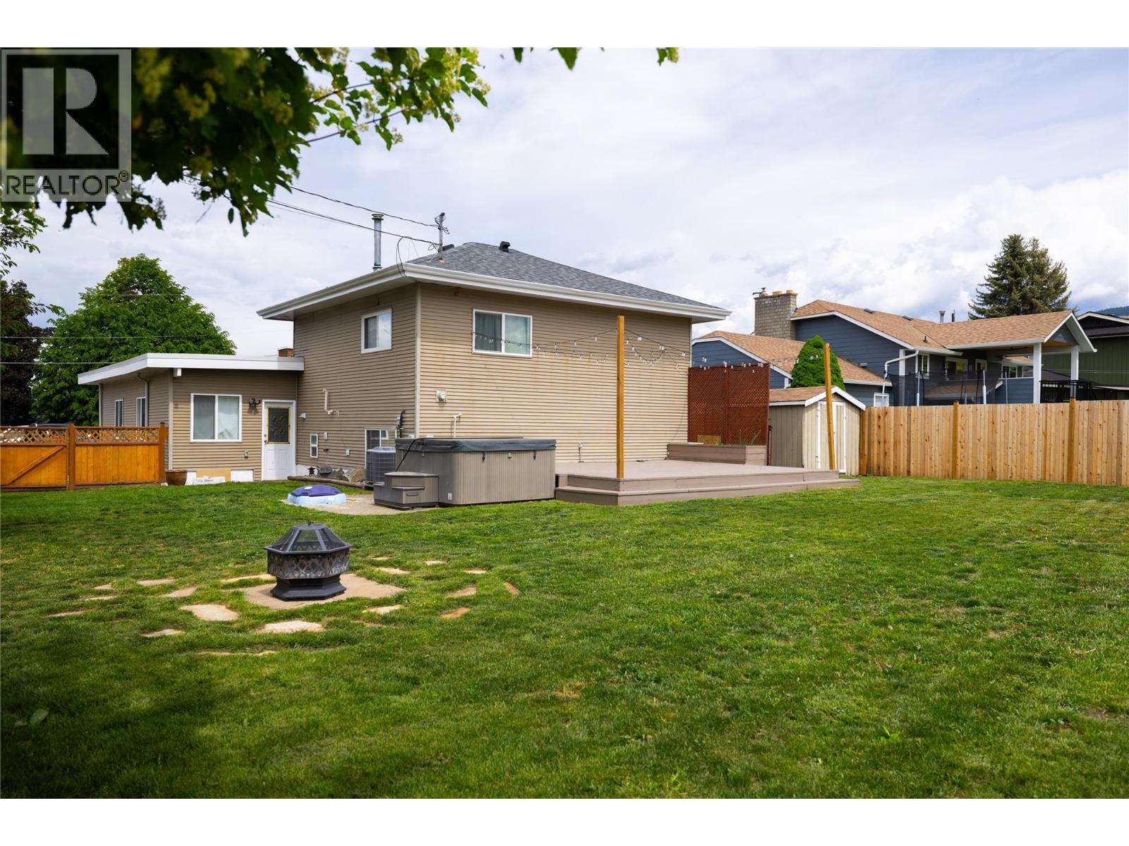 5301 Spalding Road, Vernon, British Columbia  V1B 3K5 - Photo 37 - 10394017
