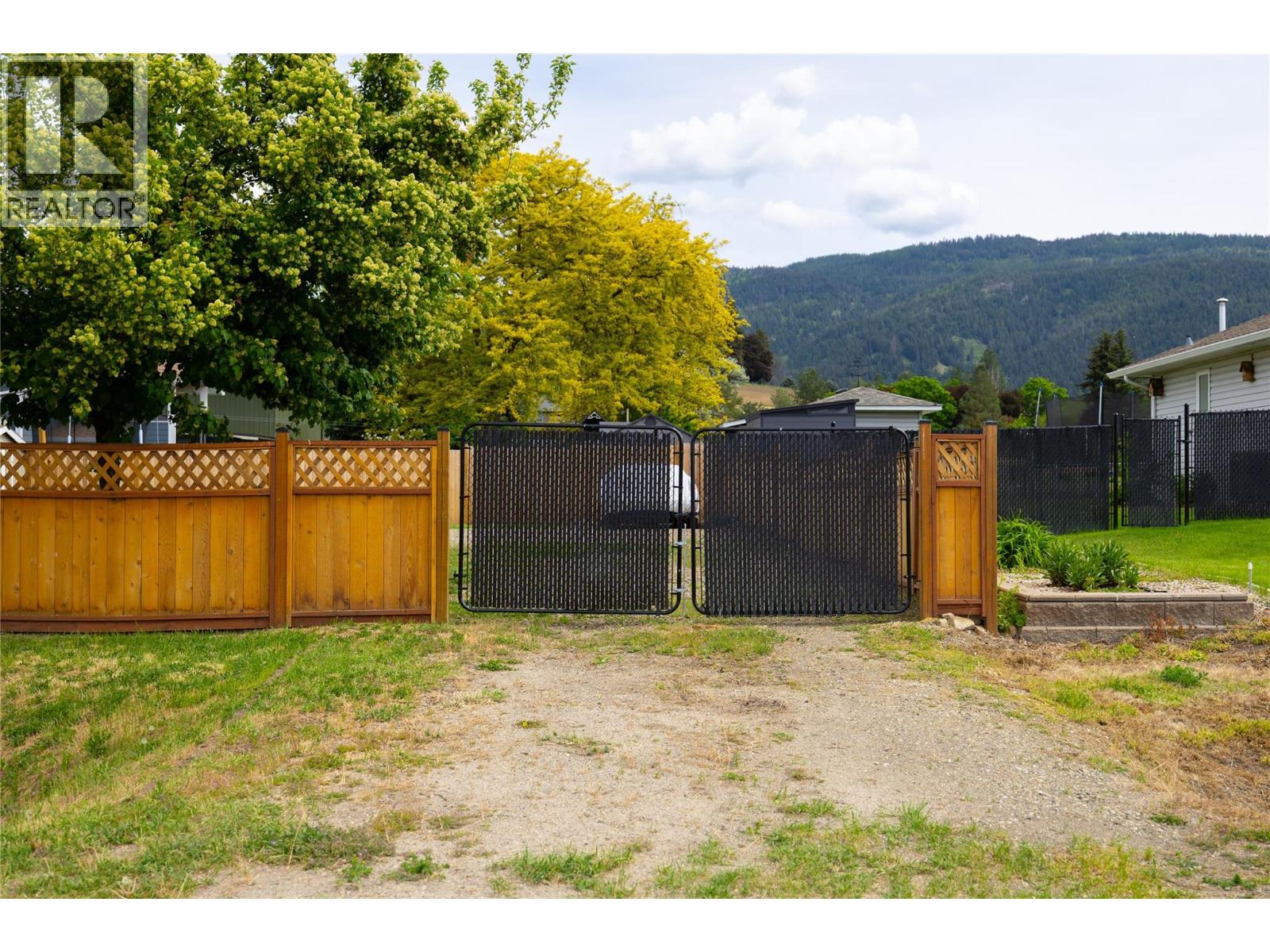 5301 Spalding Road, Vernon, British Columbia  V1B 3K5 - Photo 55 - 10394017