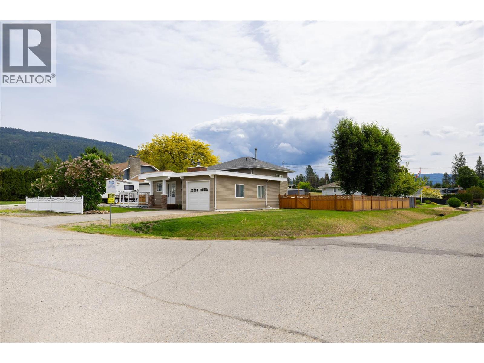 5301 Spalding Road, Vernon, British Columbia  V1B 3K5 - Photo 63 - 10394017