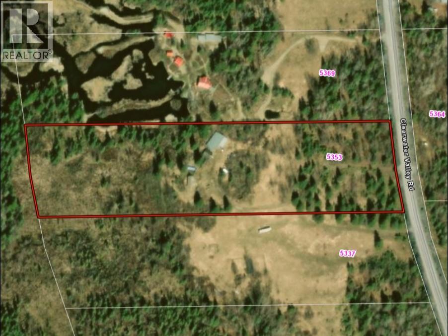 5353 Clearwater Valley Road, Clearwater, British Columbia  V0E 1N1 - Photo 19 - 10395231