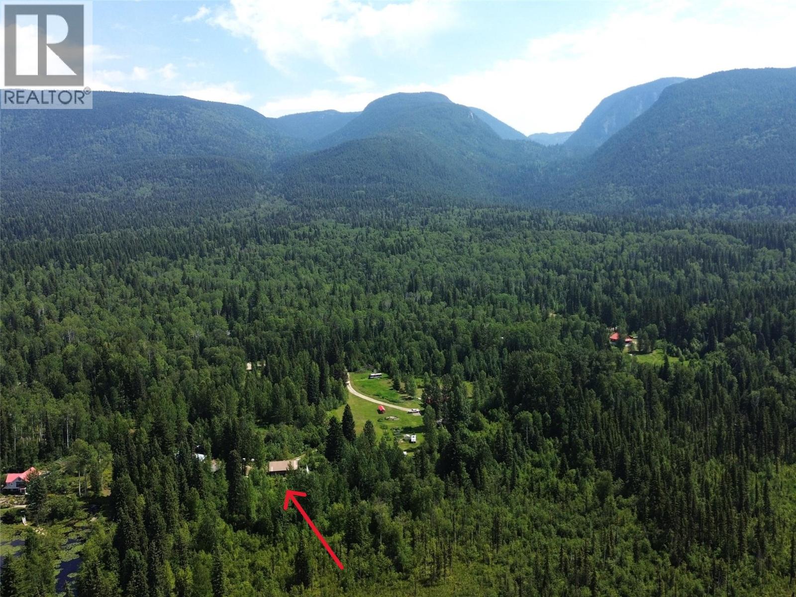 5353 Clearwater Valley Road, Clearwater, British Columbia  V0E 1N1 - Photo 4 - 10395231