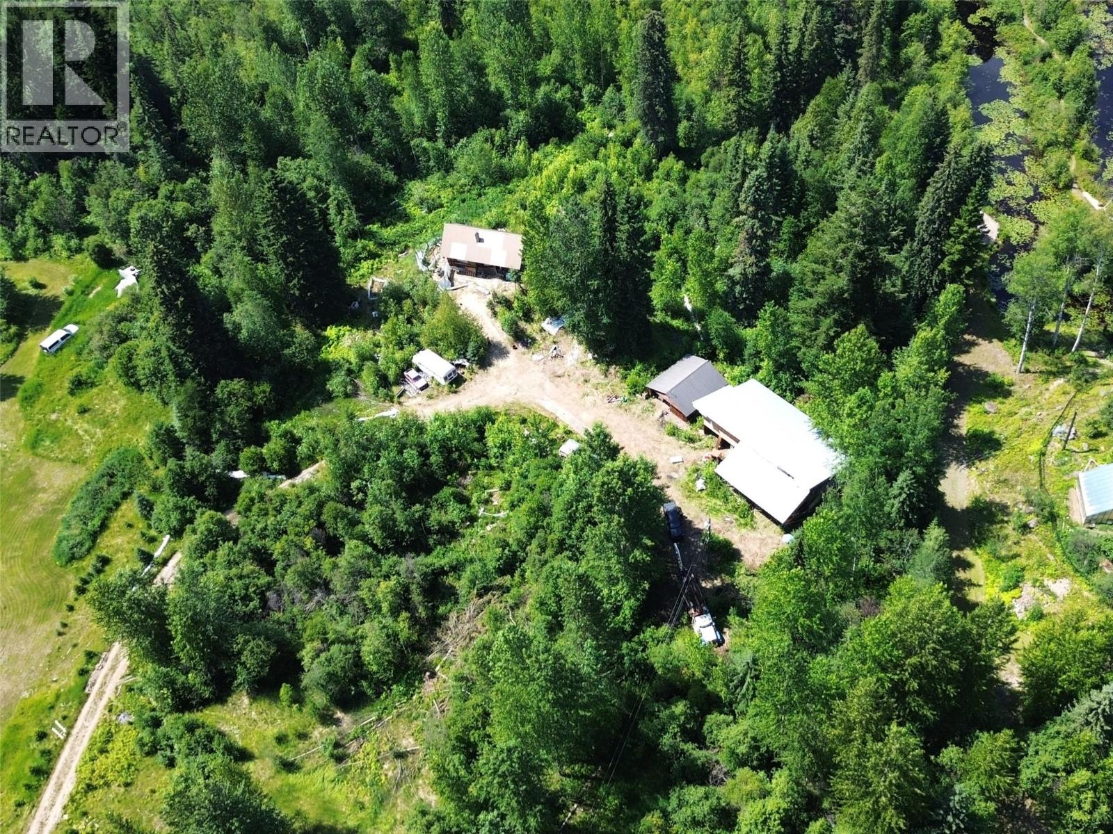 5353 Clearwater Valley Road, Clearwater, British Columbia  V0E 1N1 - Photo 6 - 10395231