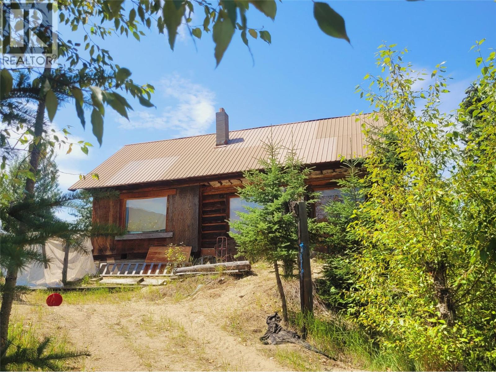5353 Clearwater Valley Road, Clearwater, British Columbia  V0E 1N1 - Photo 8 - 10395231