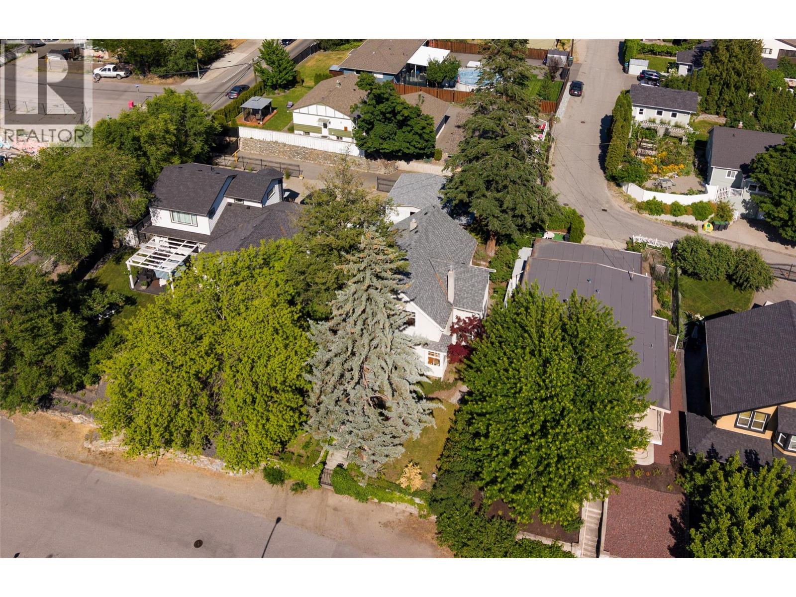 1537 Lakeview Street, Kelowna, British Columbia  V1Y 6N1 - Photo 70 - 10394899