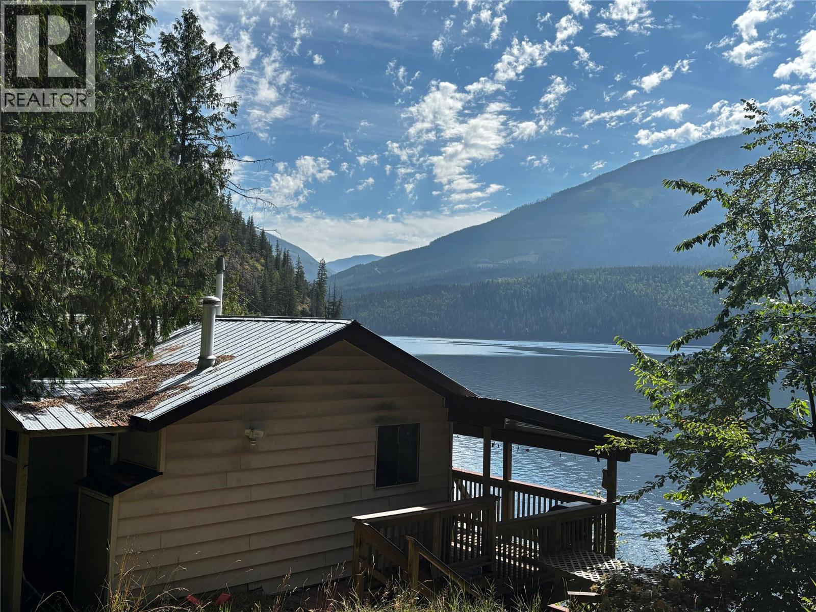 26 Simard Road, Mabel Lake, British Columbia  V0E 1V5 - Photo 10 - 10395129