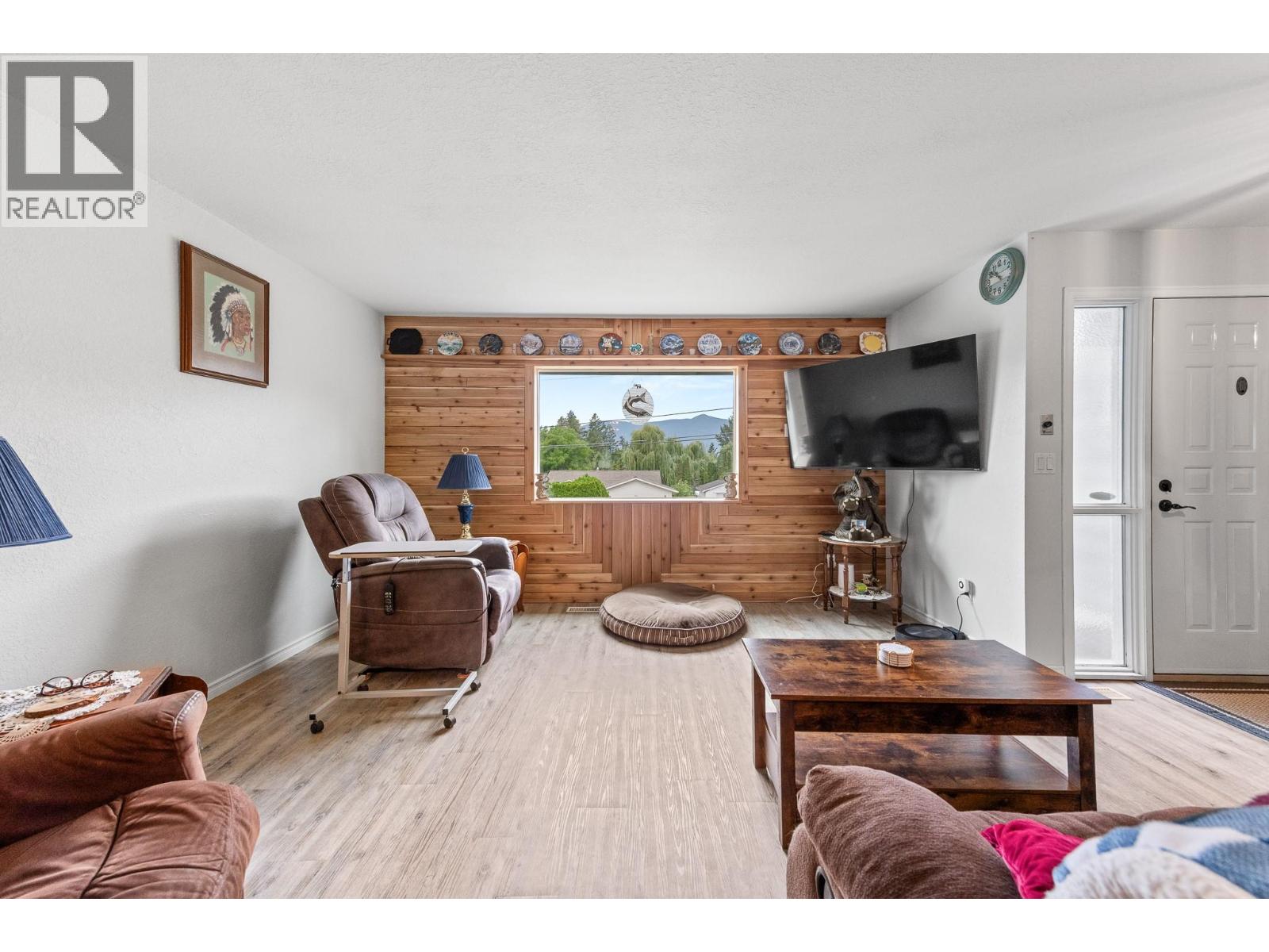614 16th Avenue N, Creston, British Columbia  V0B 1G5 - Photo 18 - 10395048