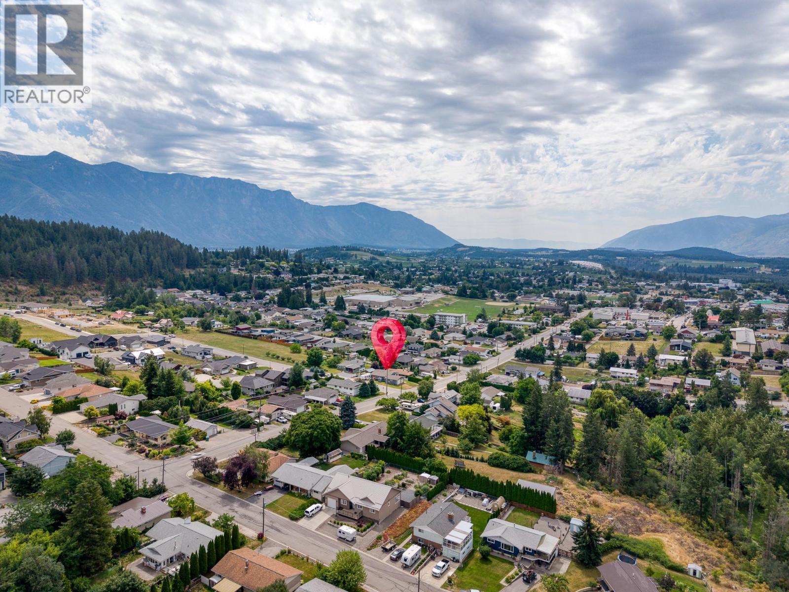 614 16th Avenue N, Creston, British Columbia  V0B 1G5 - Photo 51 - 10395048