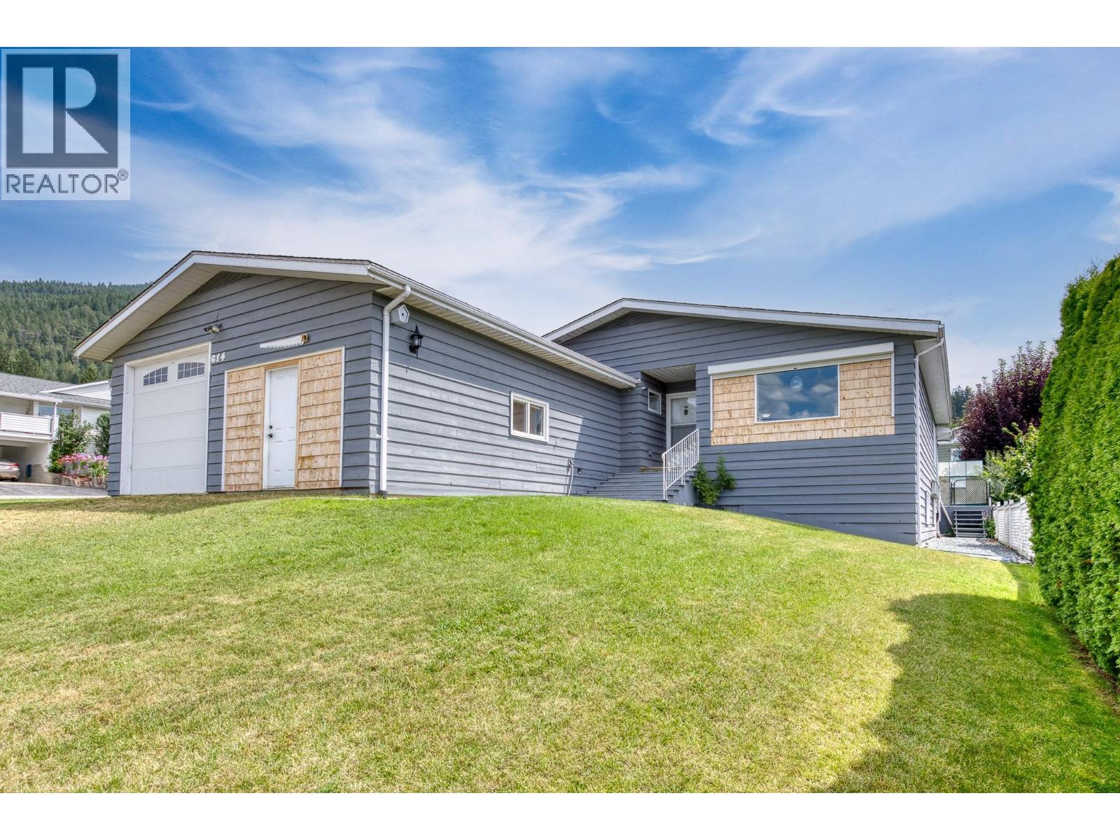 614 16th Avenue N, Creston, British Columbia  V0B 1G5 - Photo 6 - 10395048