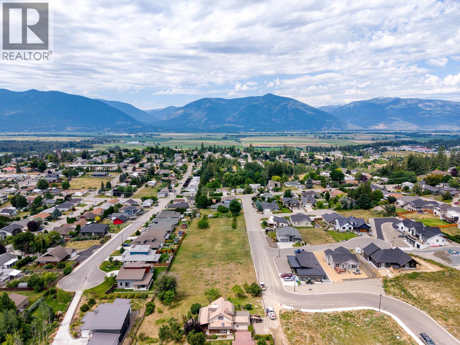 614 16th Avenue N, Creston, British Columbia  V0B 1G5 - Photo 60 - 10395048