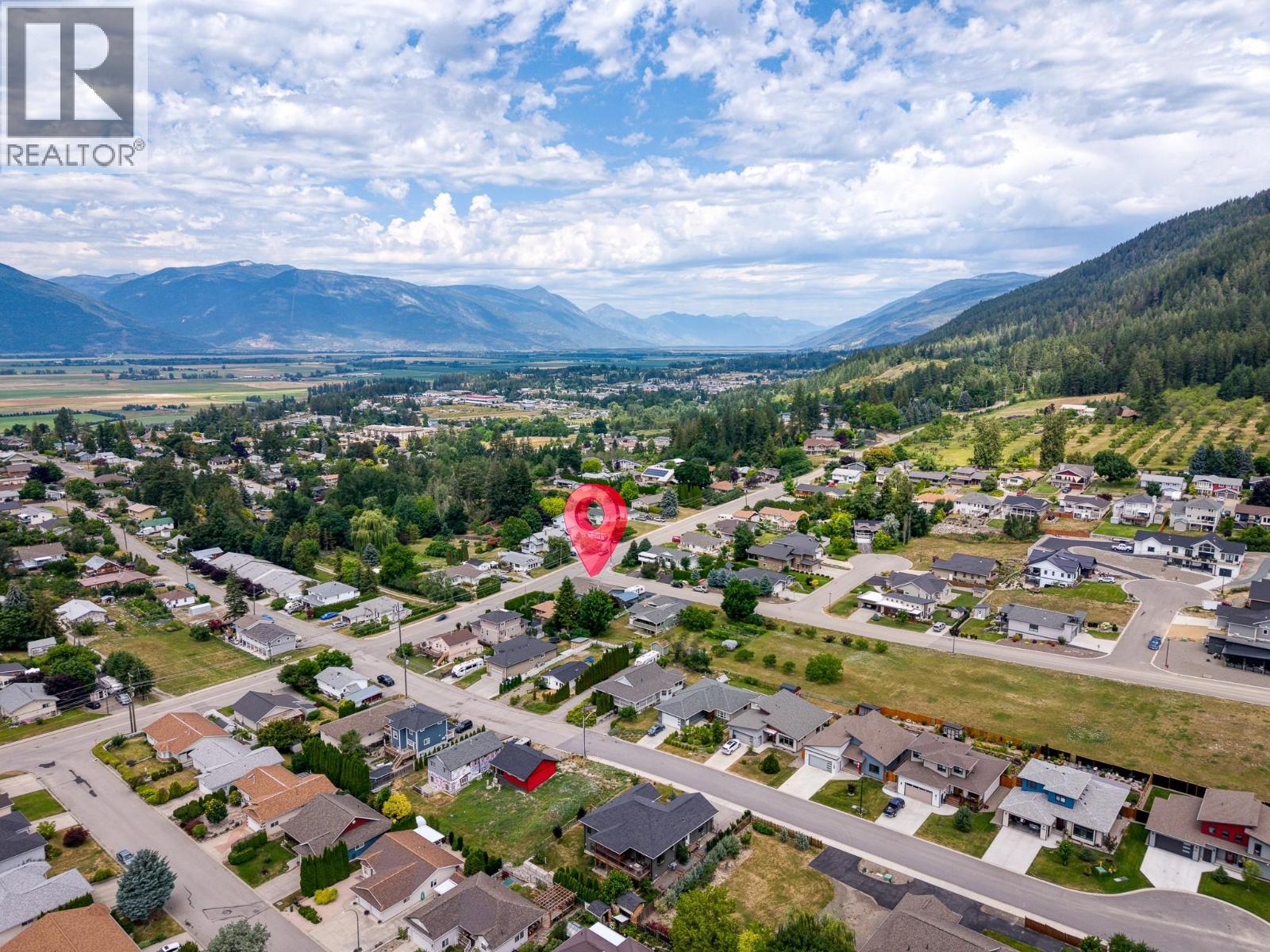 614 16th Avenue N, Creston, British Columbia  V0B 1G5 - Photo 61 - 10395048