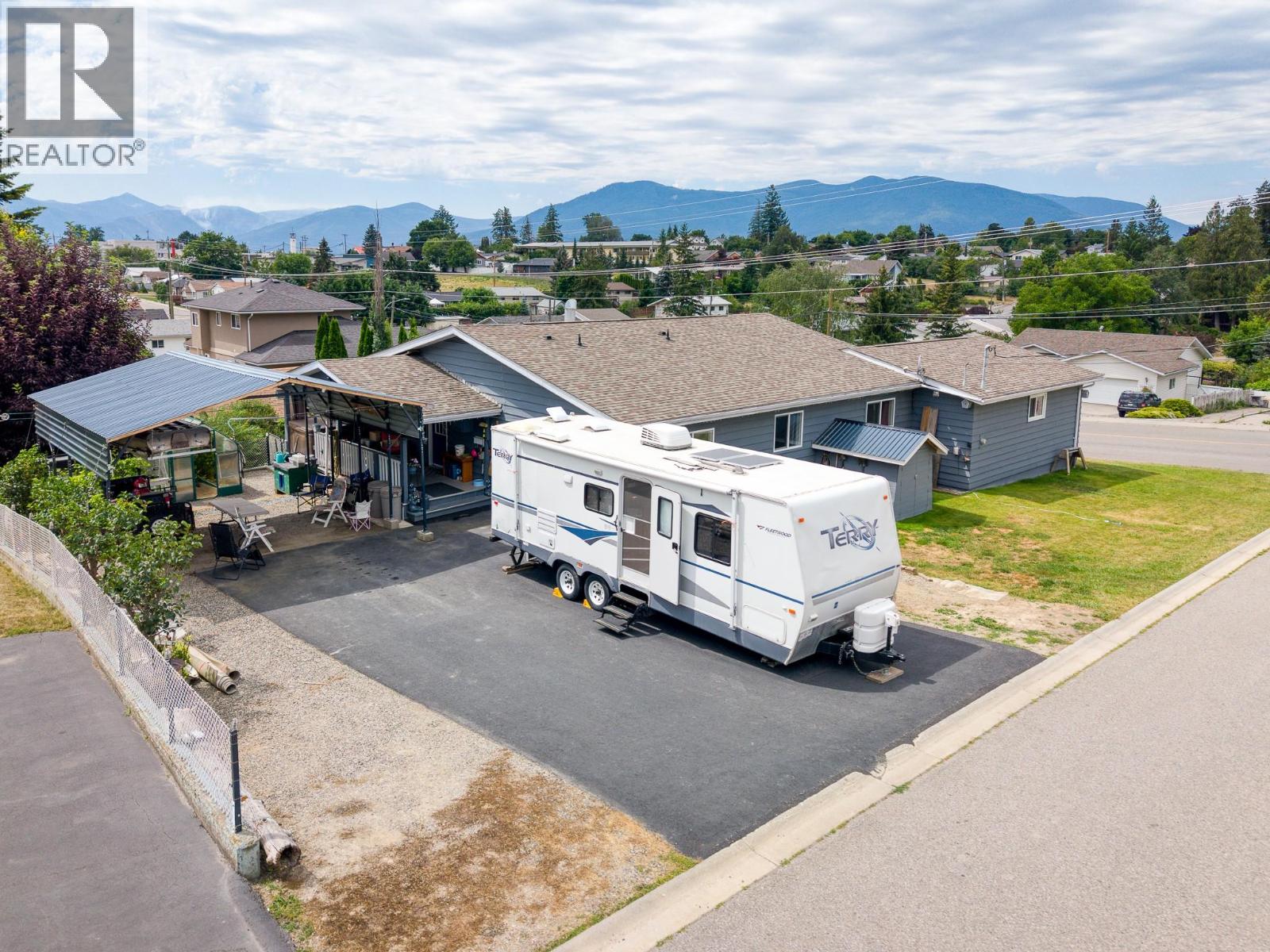 614 16th Avenue N, Creston, British Columbia  V0B 1G5 - Photo 66 - 10395048