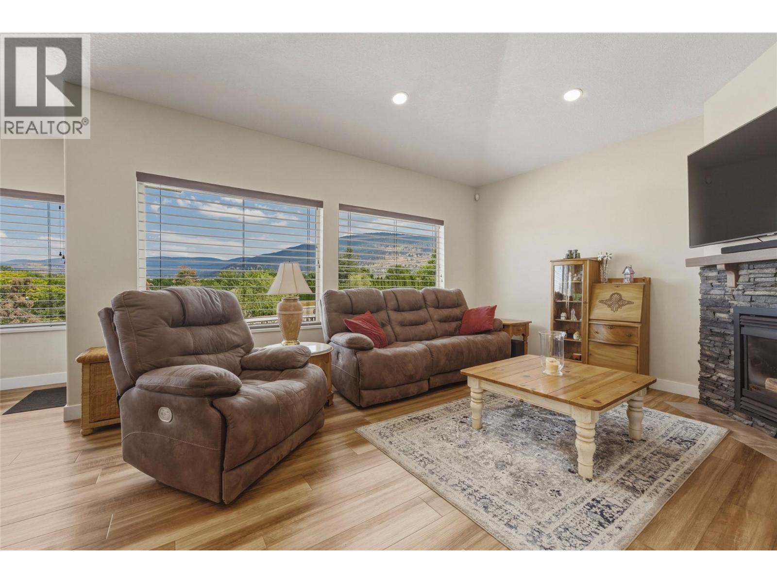 124 Sarsons Road Unit# 11, Vernon, British Columbia  V1B 2T9 - Photo 6 - 10395300