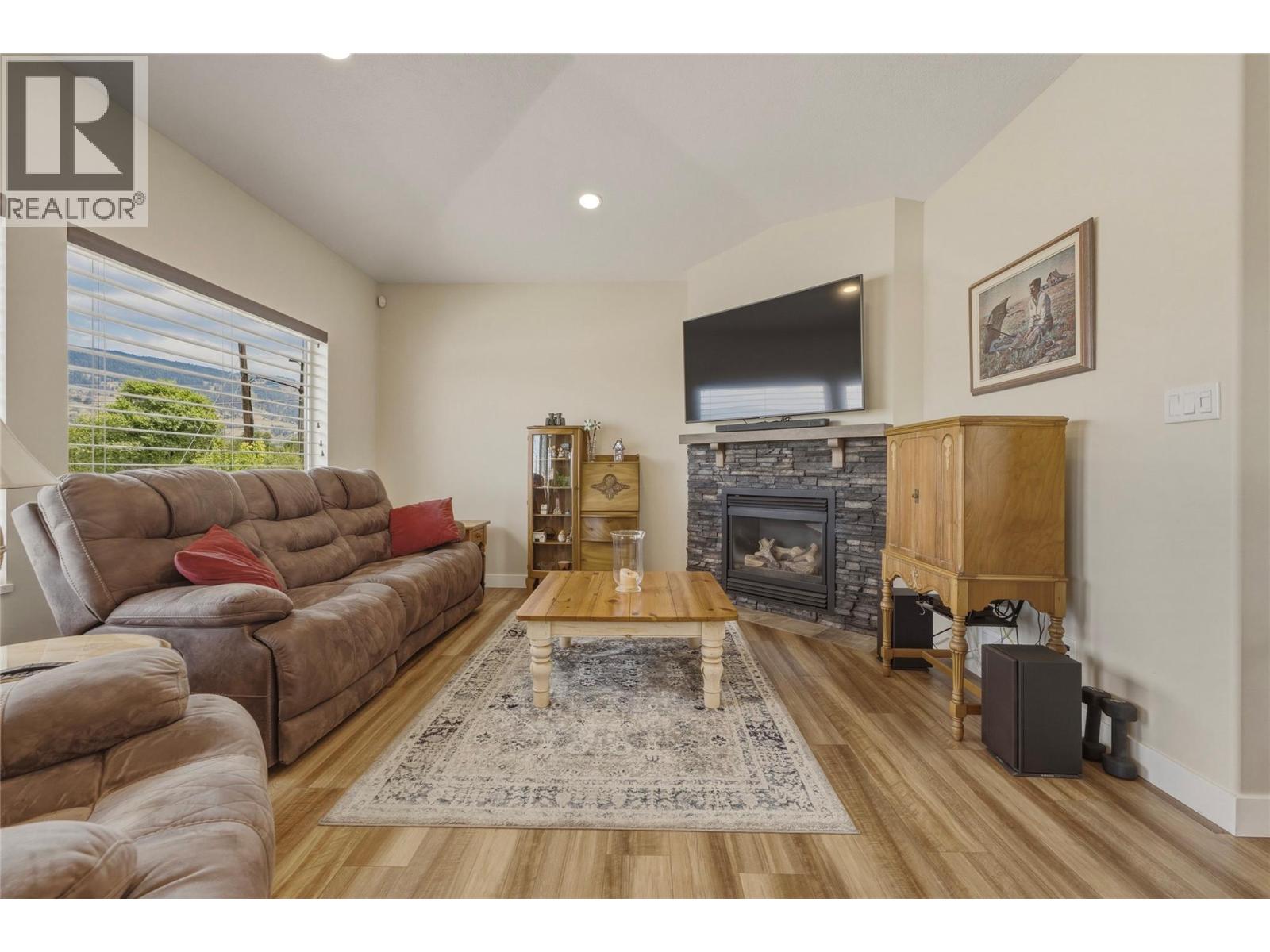 124 Sarsons Road Unit# 11, Vernon, British Columbia  V1B 2T9 - Photo 7 - 10395300
