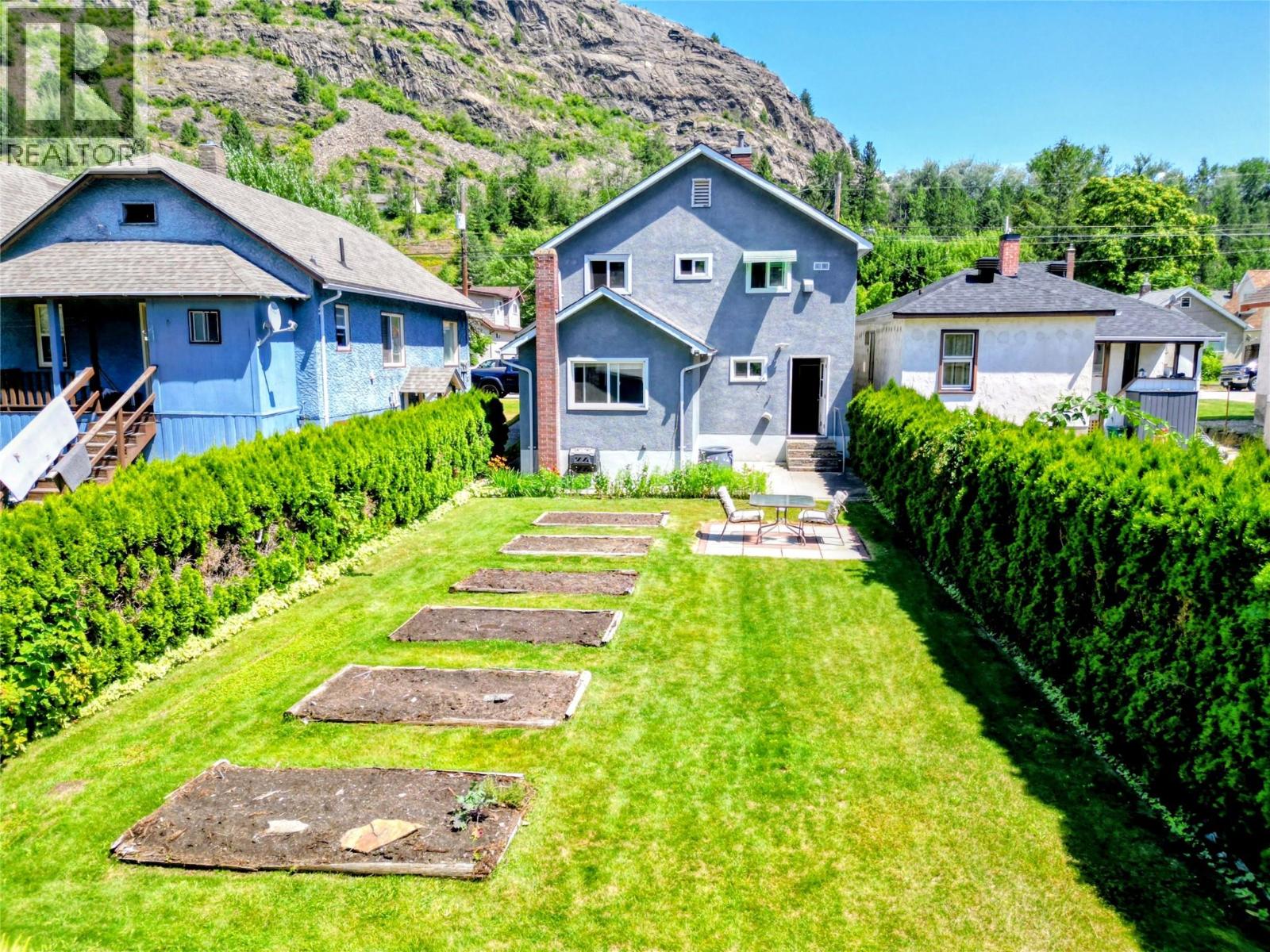1188 Columbia Avenue, Trail, British Columbia  V1R 4L2 - Photo 21 - 10395291