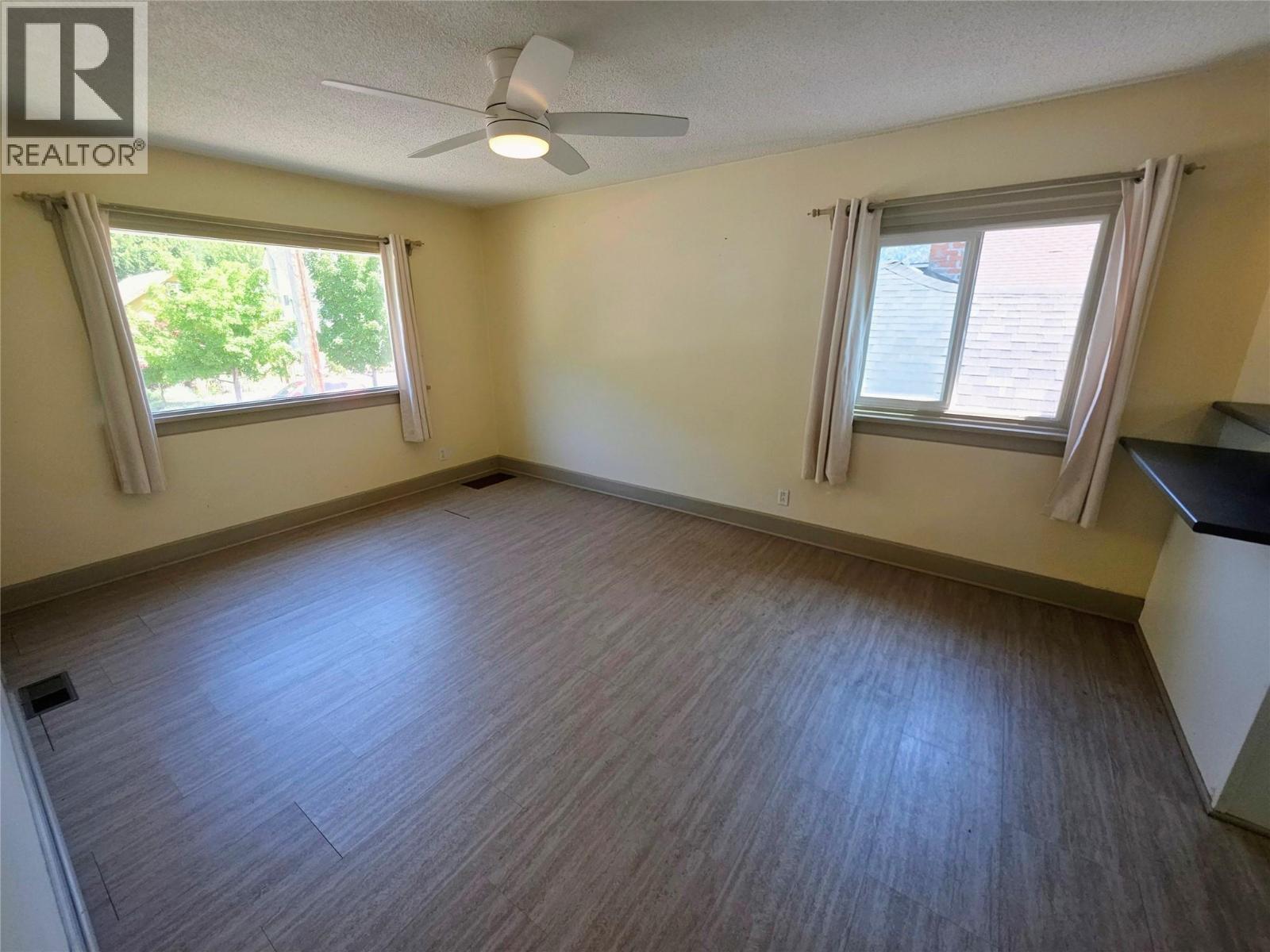 1188 Columbia Avenue, Trail, British Columbia  V1R 4L2 - Photo 6 - 10395291