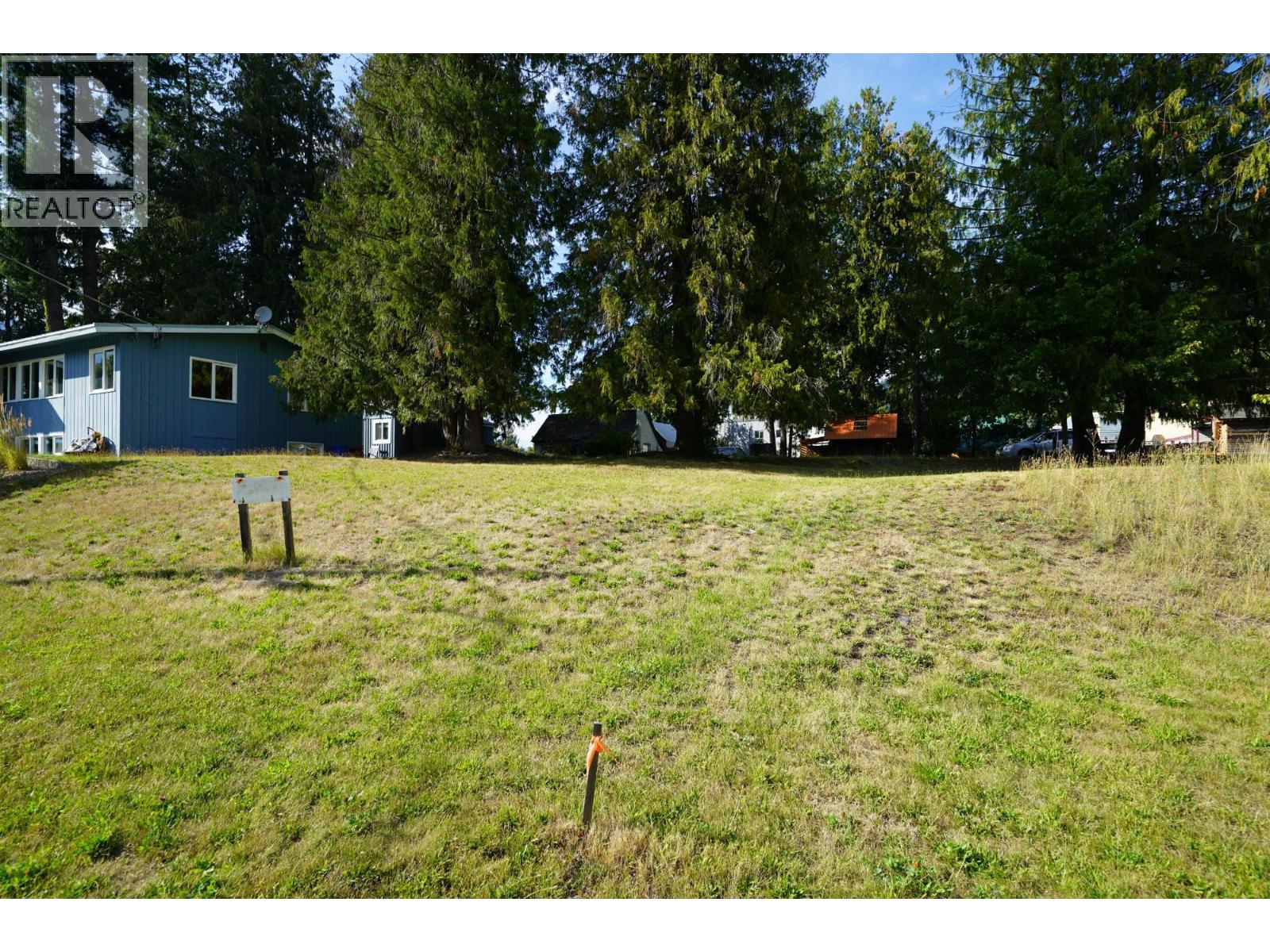 416 Slocan Avenue, New Denver, British Columbia  V0G 2B0 - Photo 10 - 10394895