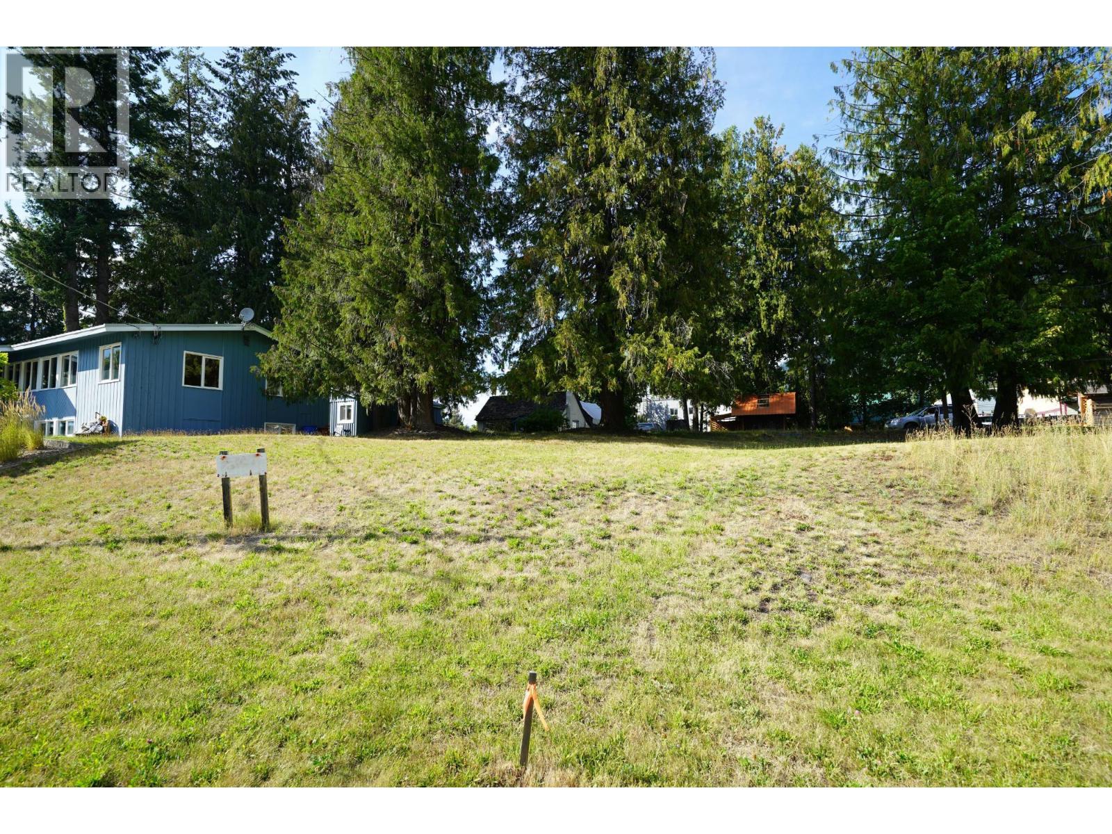 416 Slocan Avenue, New Denver, British Columbia  V0G 2B0 - Photo 13 - 10394895