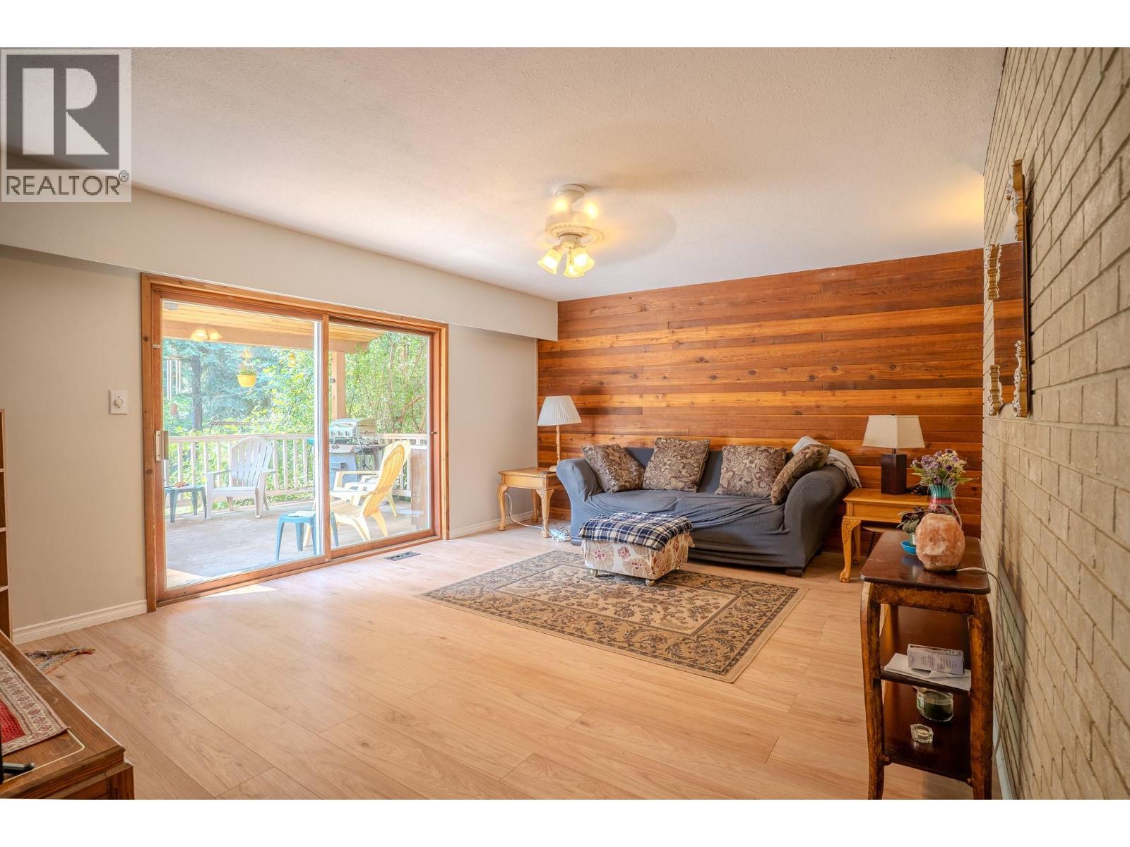 4289 Dunsmuir Road, Barriere, British Columbia  V0E 1E0 - Photo 15 - 10395281